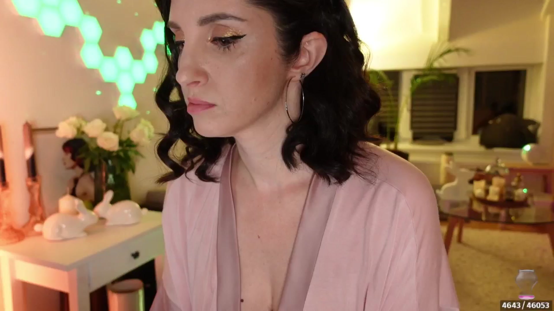 Gallery image thumbnail from Maddie's myfreecams stream on, 04/28/2024, 24:49 image 9 of 20