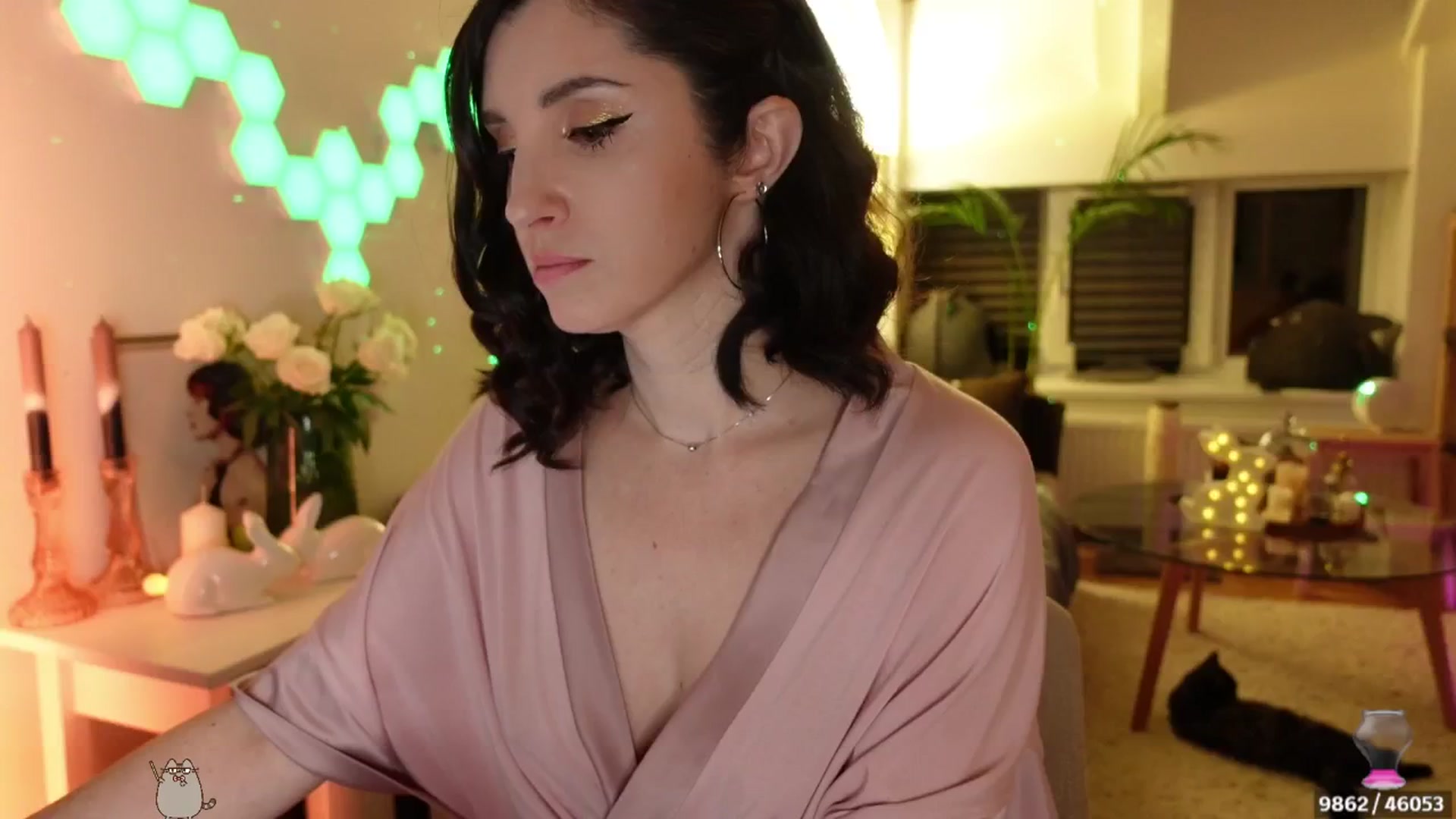Gallery image thumbnail from Maddie's myfreecams stream on, 04/28/2024, 03:07 image 5 of 20
