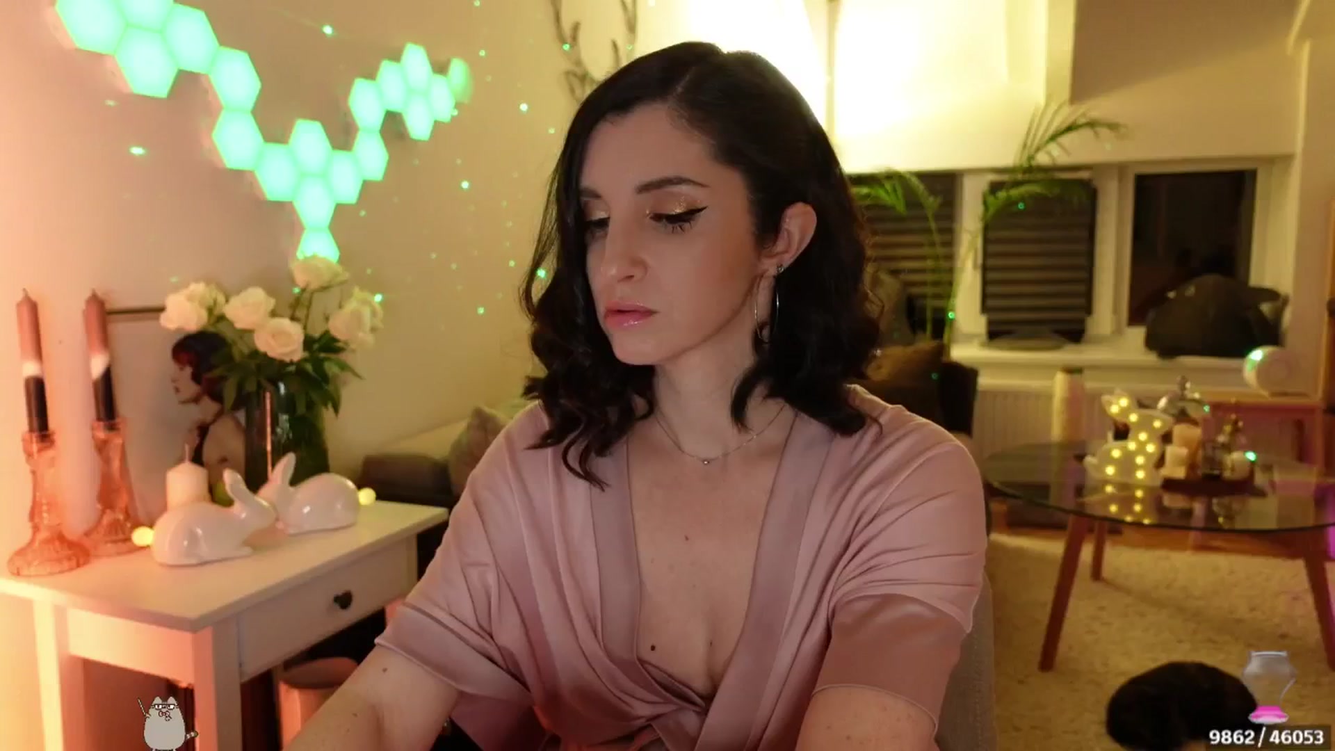 Gallery image thumbnail from Maddie's myfreecams stream on, 04/28/2024, 03:07 image 10 of 20