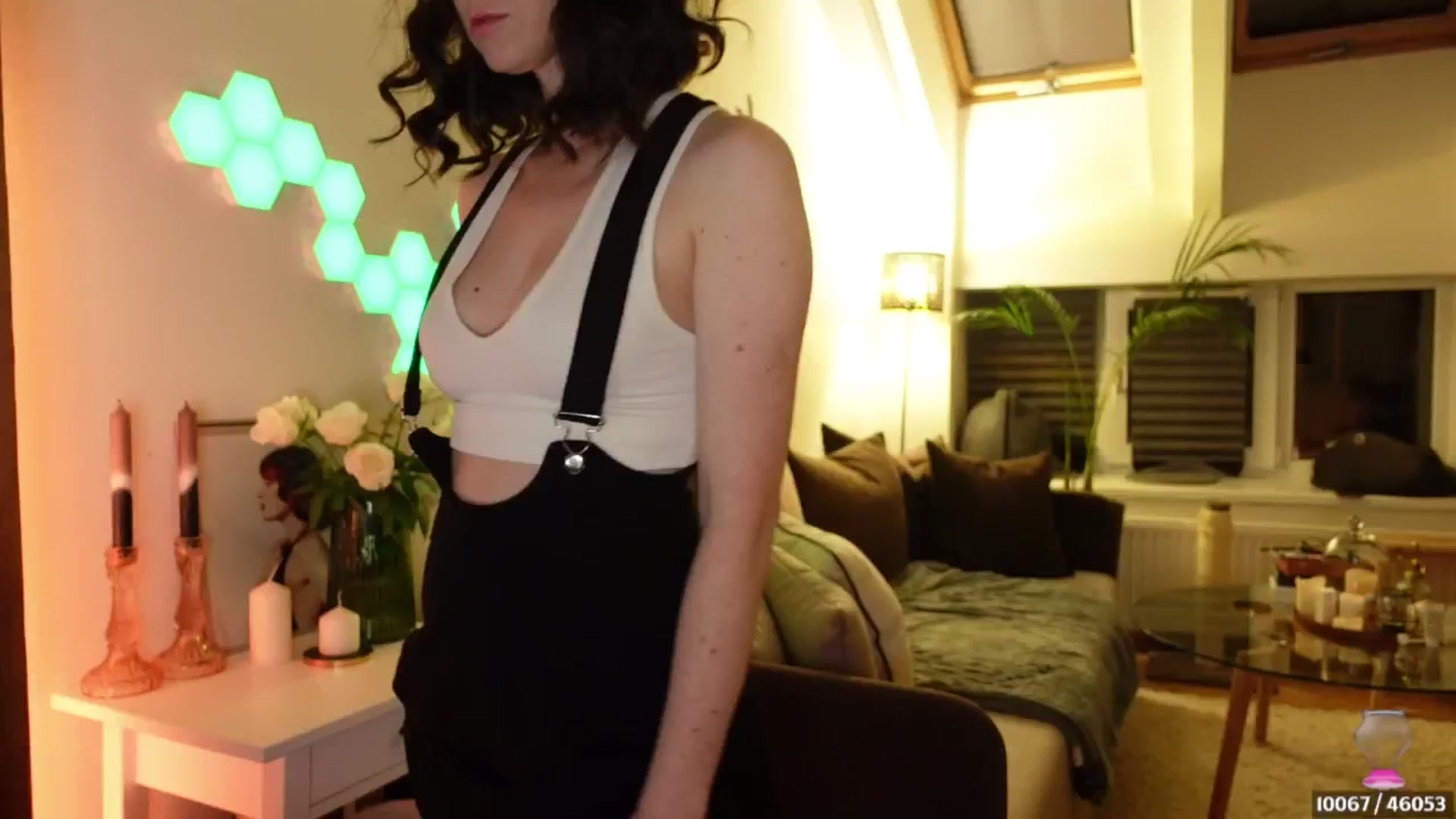 Gallery image thumbnail from Maddie's myfreecams stream on, 04/29/2024, 01:11 image 10 of 20