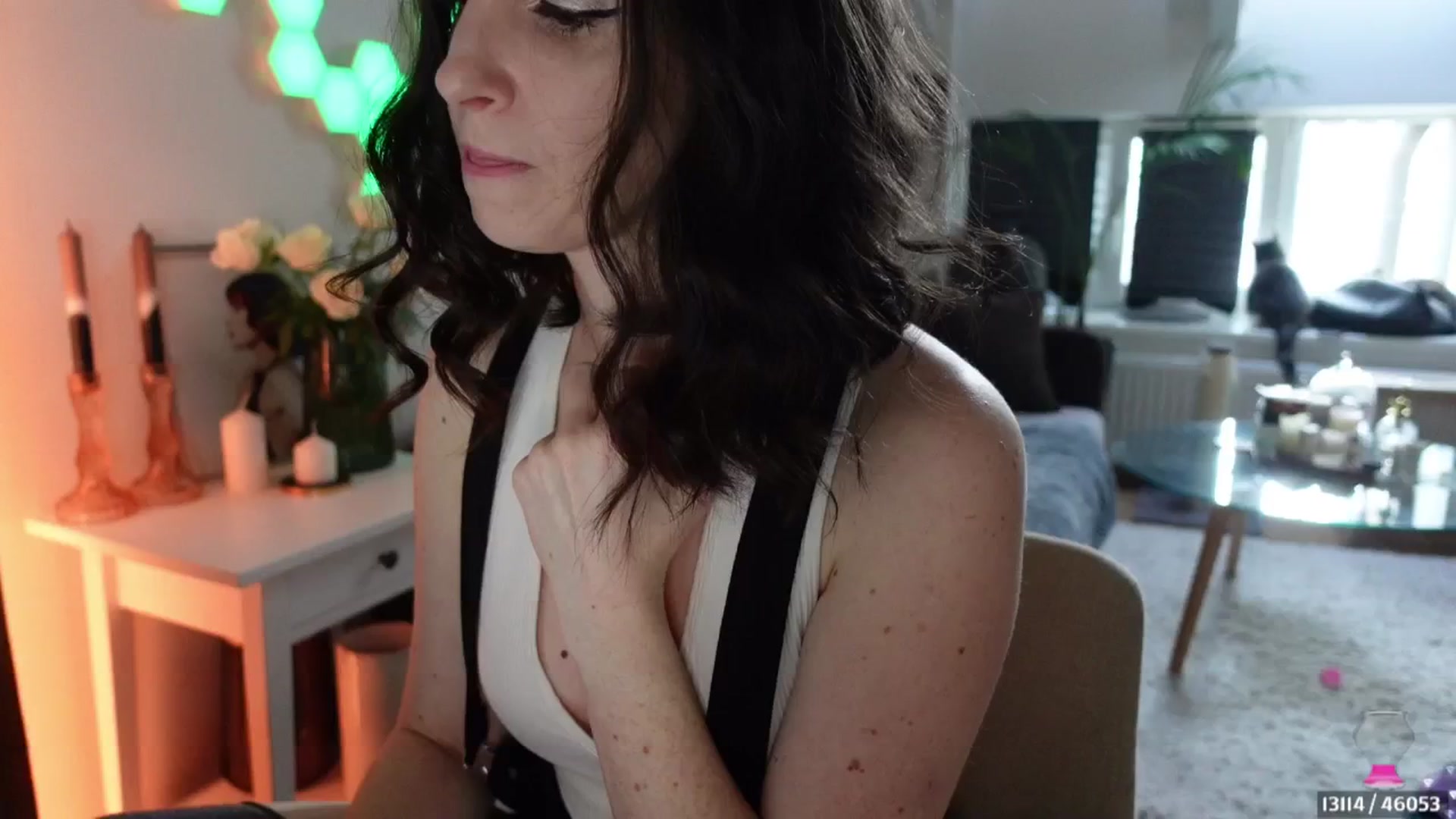 Gallery image thumbnail from Maddie's myfreecams stream on, 04/29/2024, 04:32 image 16 of 20