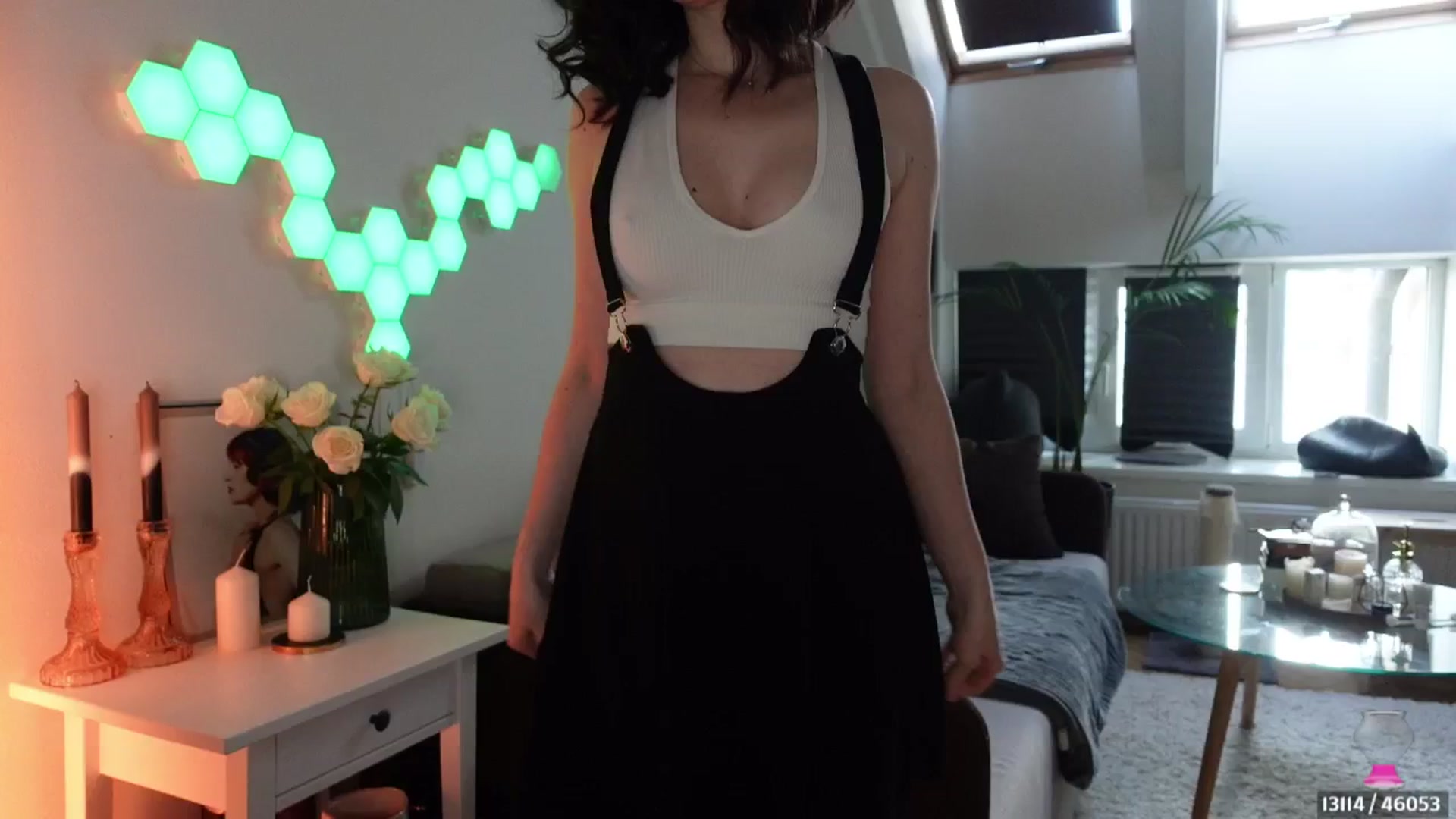 Gallery image thumbnail from Maddie's myfreecams stream on, 04/29/2024, 04:32 image 4 of 20