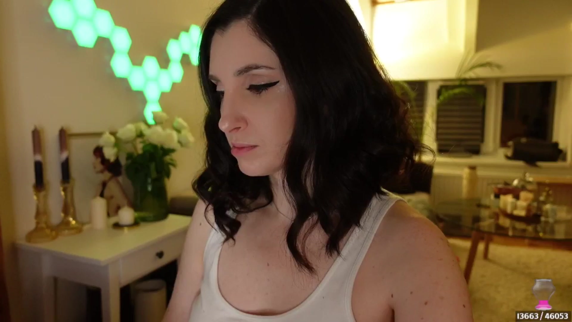 Gallery image thumbnail from Maddie's myfreecams stream on, 04/30/2024, 24:13 image 12 of 20