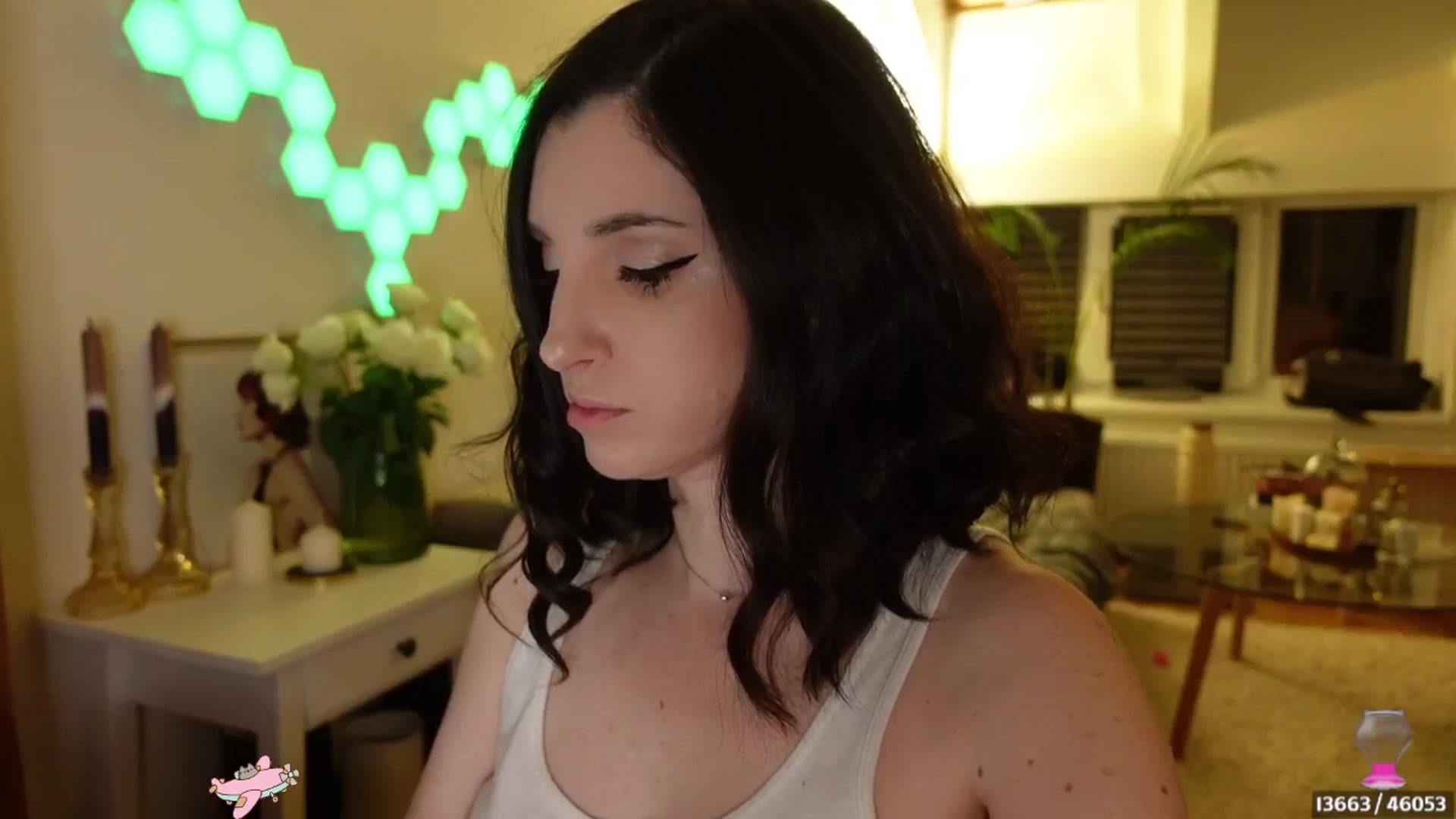Gallery image thumbnail from Maddie's myfreecams stream on, 04/30/2024, 24:13 image 19 of 20