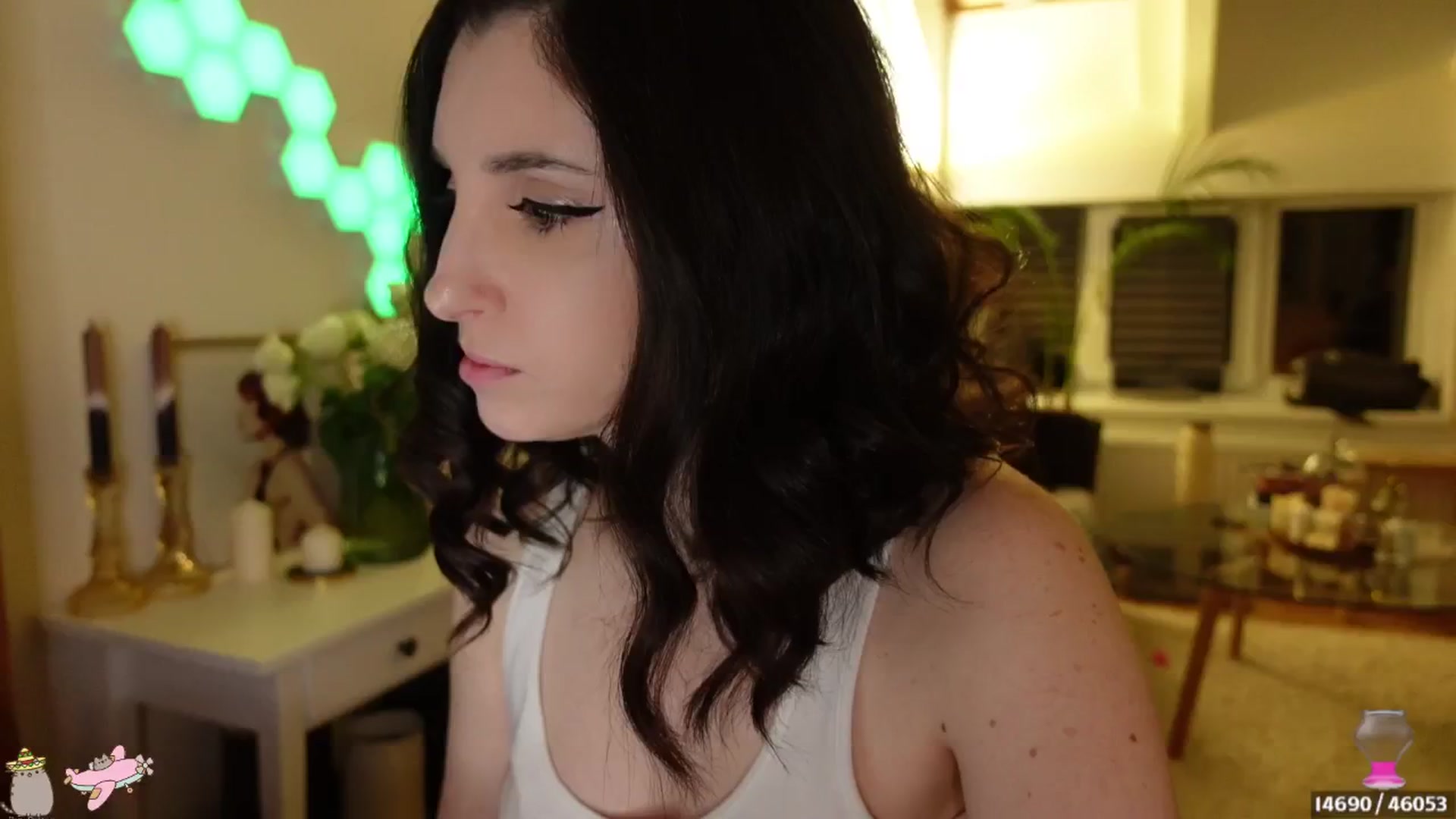 Gallery image thumbnail from Maddie's myfreecams stream on, 04/30/2024, 01:07 image 12 of 20