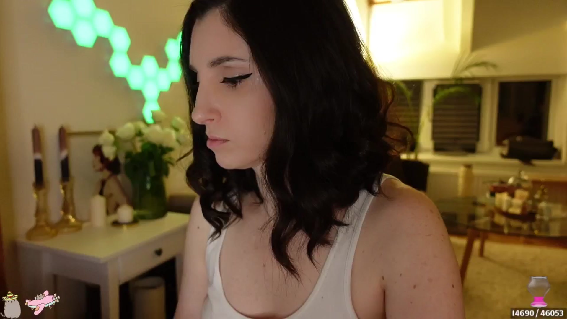 Gallery image thumbnail from Maddie's myfreecams stream on, 04/30/2024, 01:07 image 14 of 20