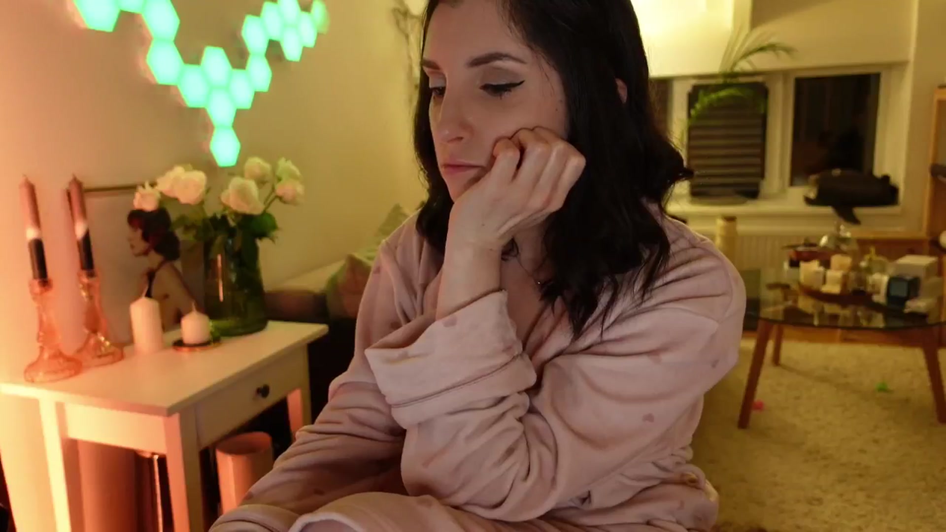 Gallery image thumbnail from Maddie's myfreecams stream on, 05/03/2024, 01:23 image 17 of 20