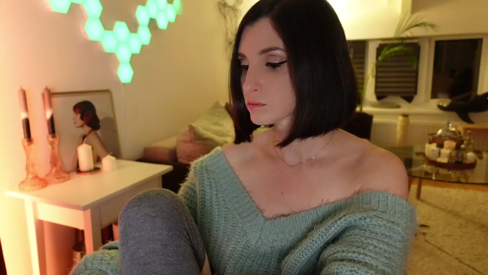 Gallery image thumbnail from Maddie's myfreecams stream on, 05/10/2024, 22:45 image 19 of 20