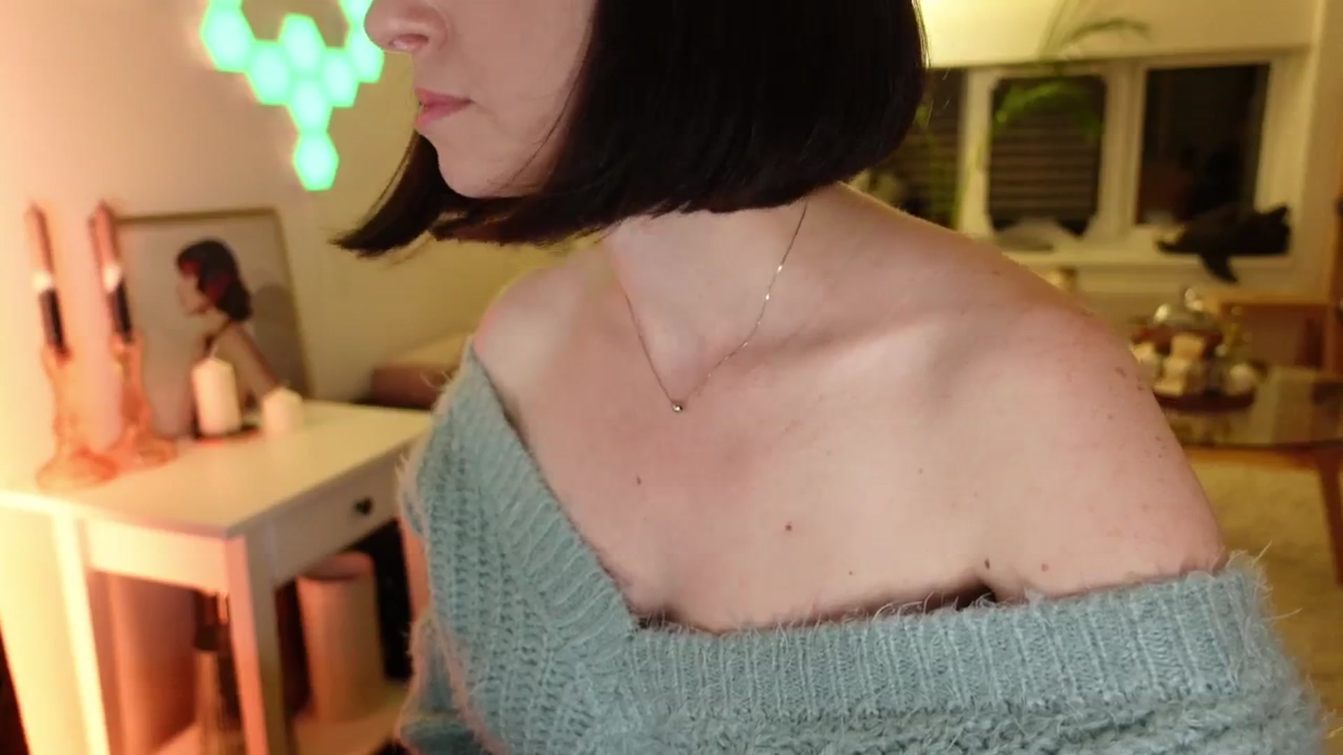 Gallery image thumbnail from Maddie's myfreecams stream on, 05/11/2024, 01:10 image 16 of 20