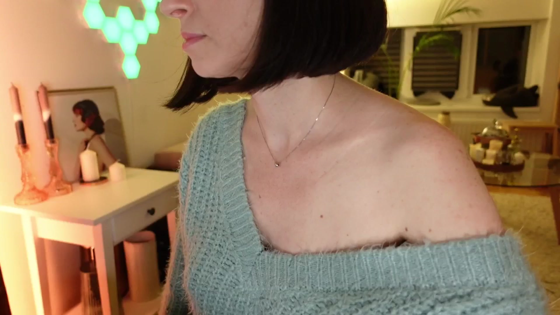 Gallery image thumbnail from Maddie's myfreecams stream on, 05/11/2024, 01:10 image 17 of 20