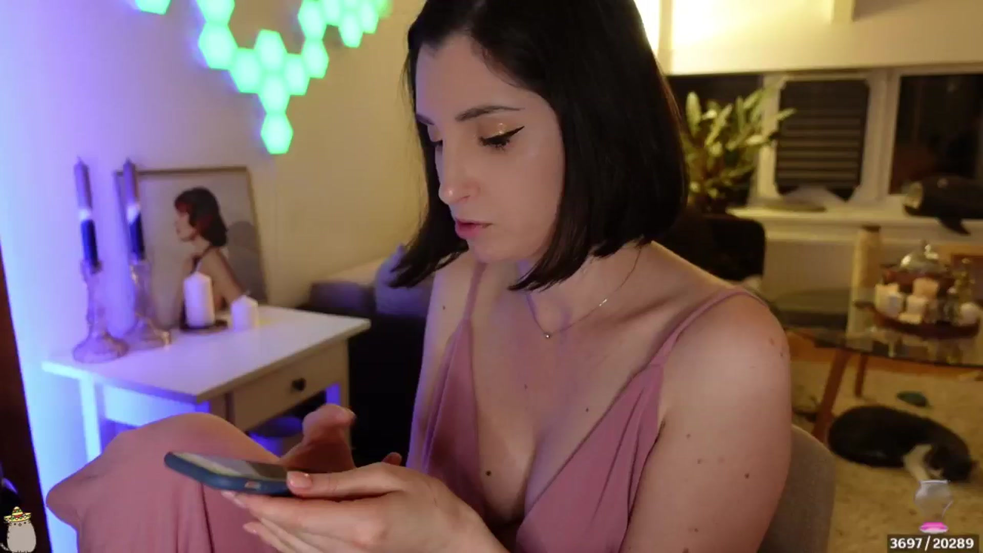 Gallery image thumbnail from Maddie's myfreecams stream on, 05/13/2024, 03:01 image 6 of 20