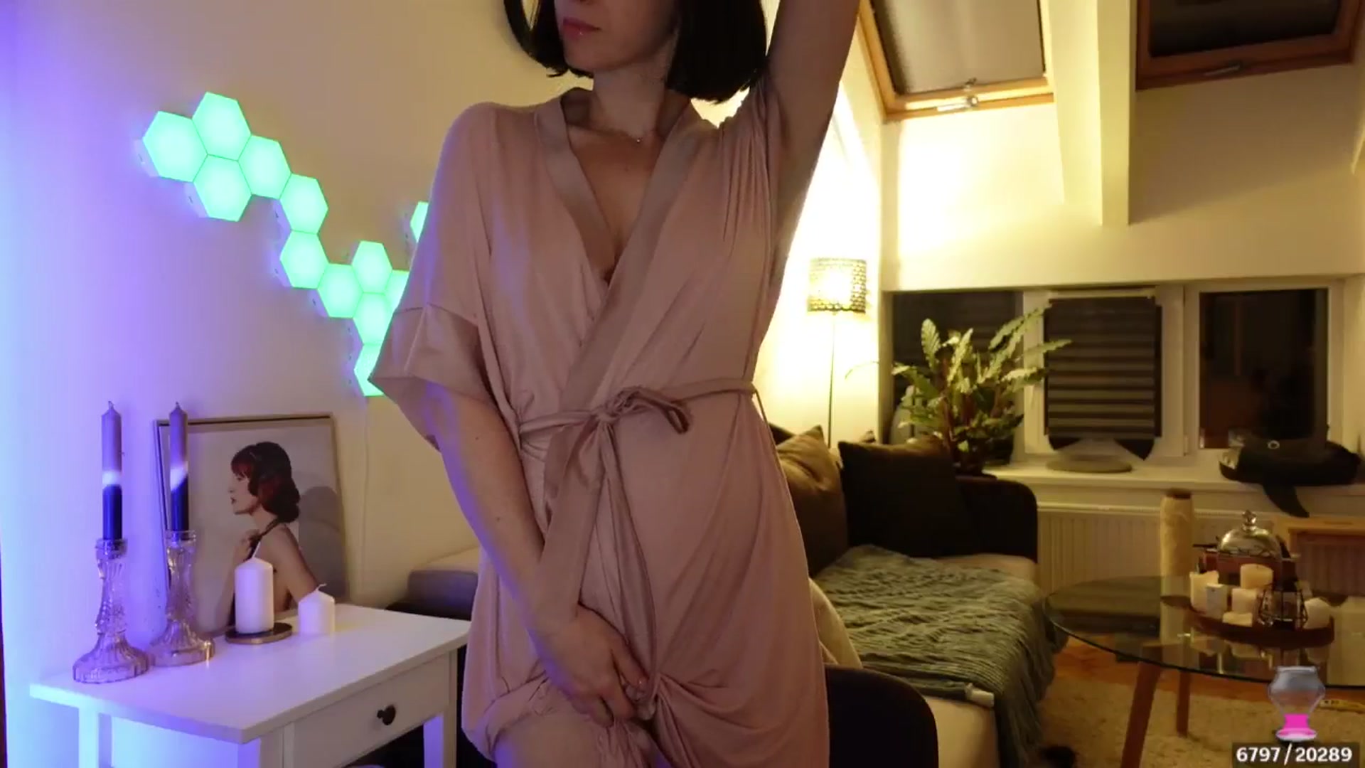 Gallery image thumbnail from Maddie's myfreecams stream on, 05/13/2024, 22:54 image 19 of 20
