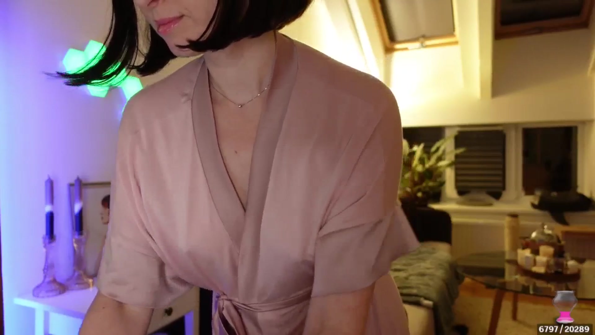 Gallery image thumbnail from Maddie's myfreecams stream on, 05/13/2024, 22:54 image 11 of 20