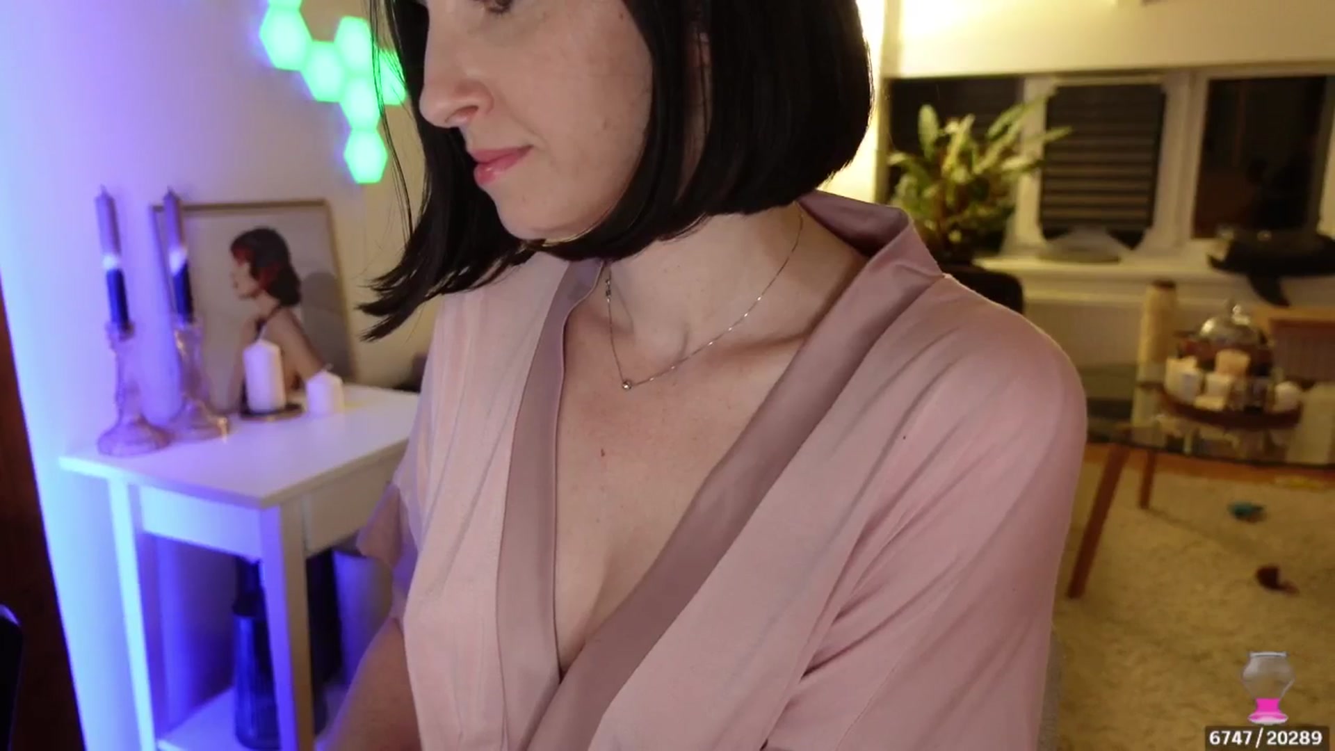 Gallery image thumbnail from Maddie's myfreecams stream on, 05/13/2024, 22:54 image 2 of 20