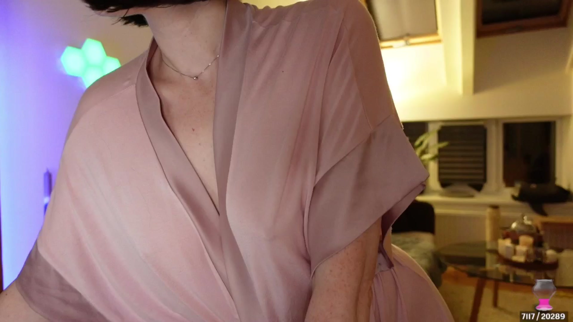 Gallery image thumbnail from Maddie's myfreecams stream on, 05/13/2024, 23:28 image 6 of 20