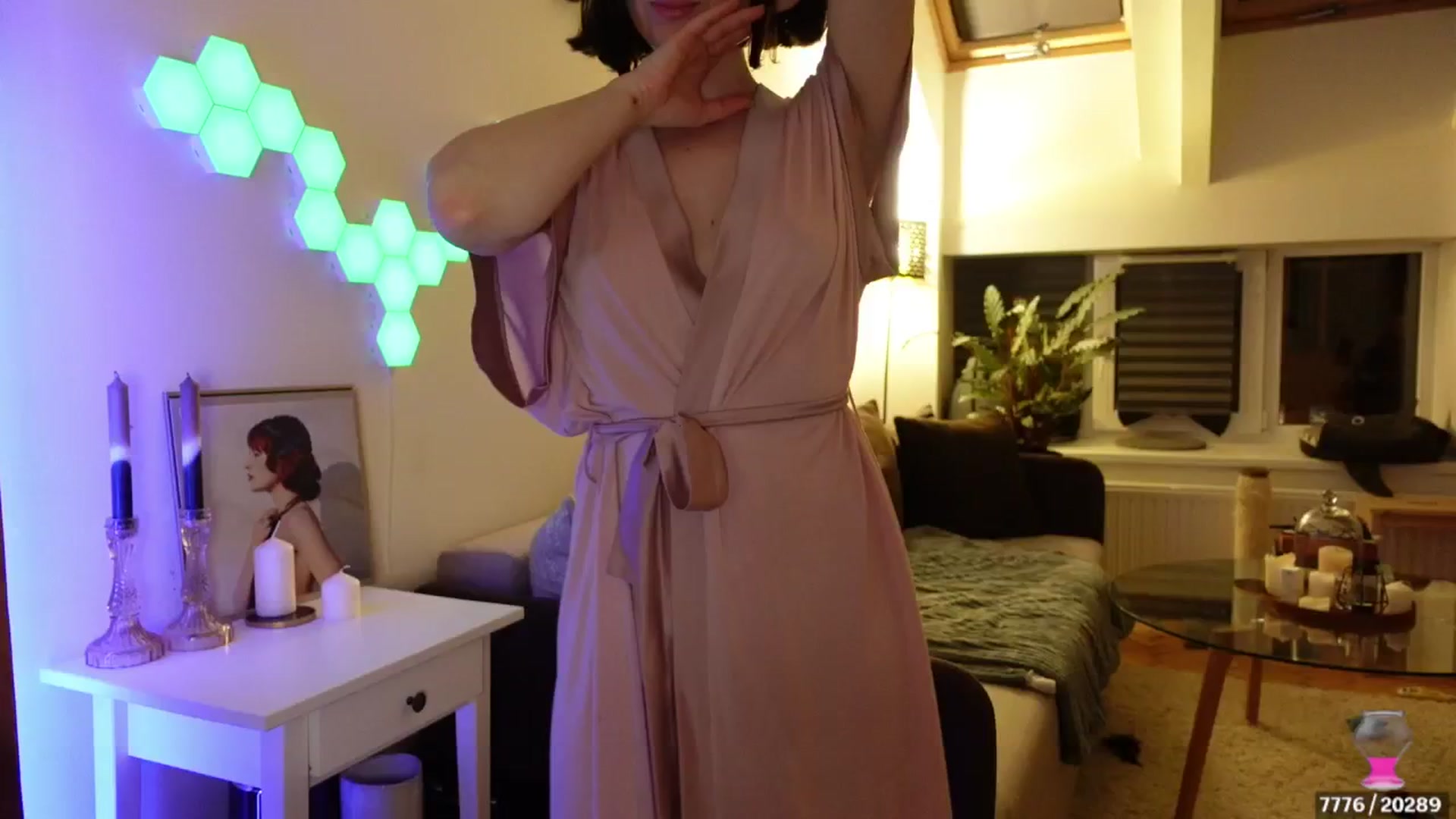 Gallery image thumbnail from Maddie's myfreecams stream on, 05/13/2024, 23:28 image 19 of 20