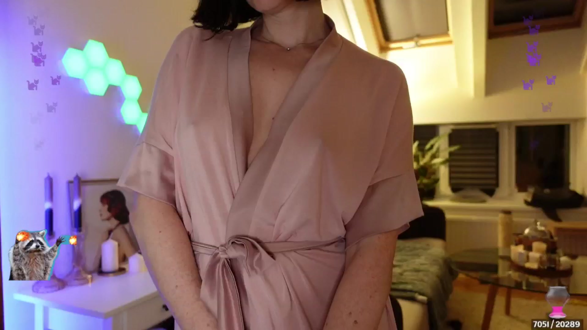 Gallery image thumbnail from Maddie's myfreecams stream on, 05/13/2024, 23:28 image 2 of 20
