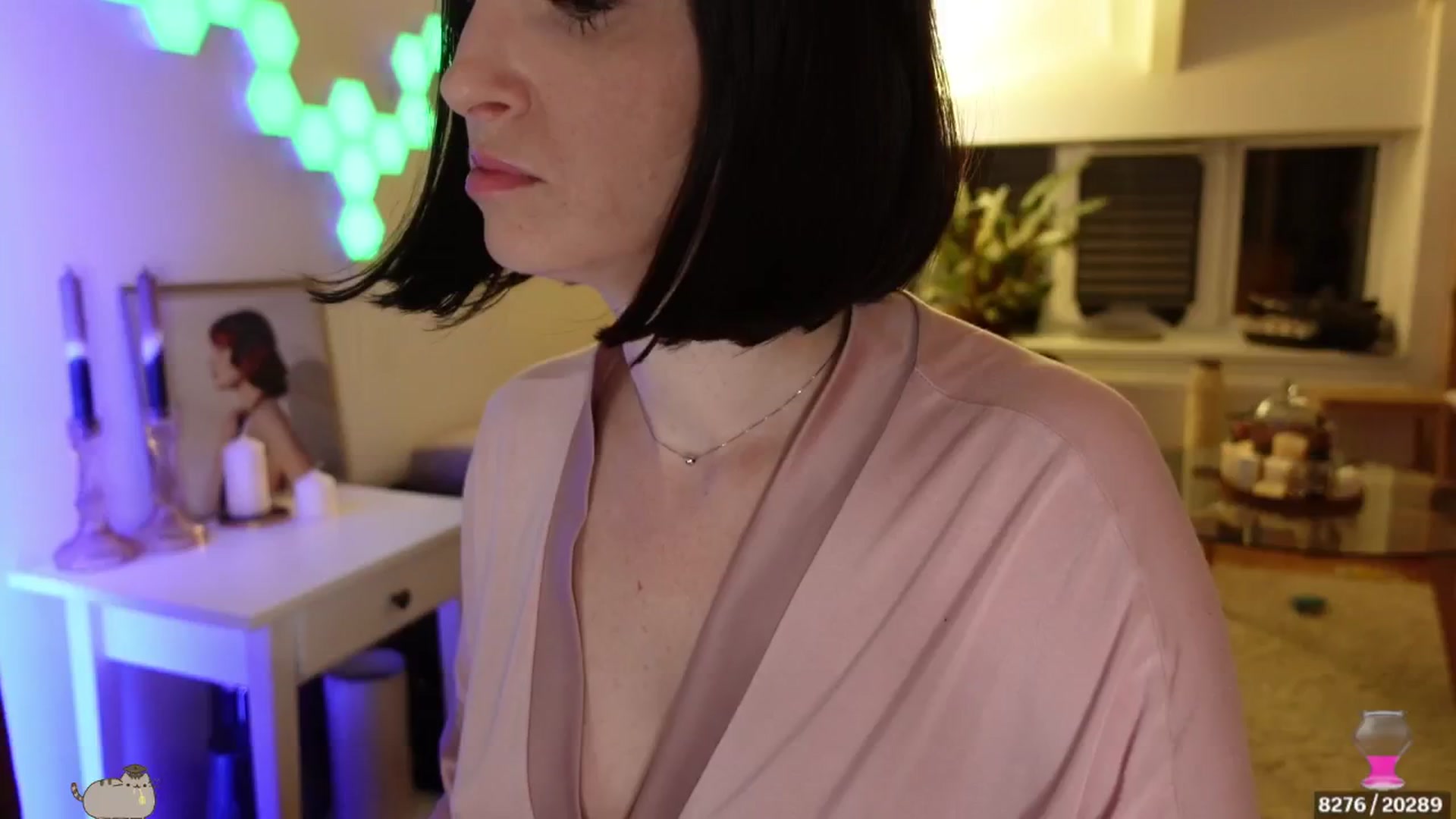 Gallery image thumbnail from Maddie's myfreecams stream on, 05/14/2024, 24:59 image 6 of 20