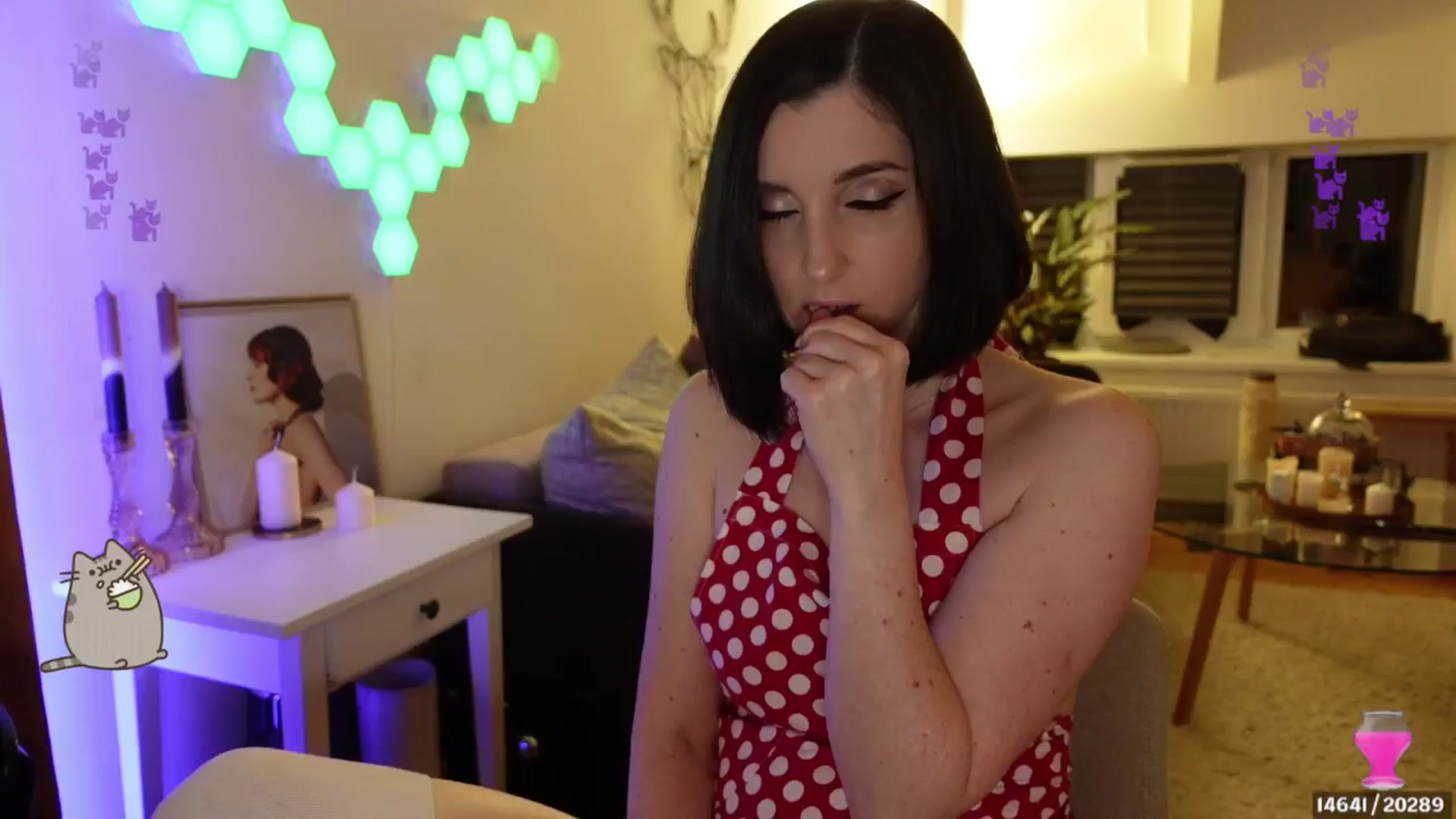 Gallery image thumbnail from Maddie's myfreecams stream on, 05/15/2024, 23:38 image 17 of 20