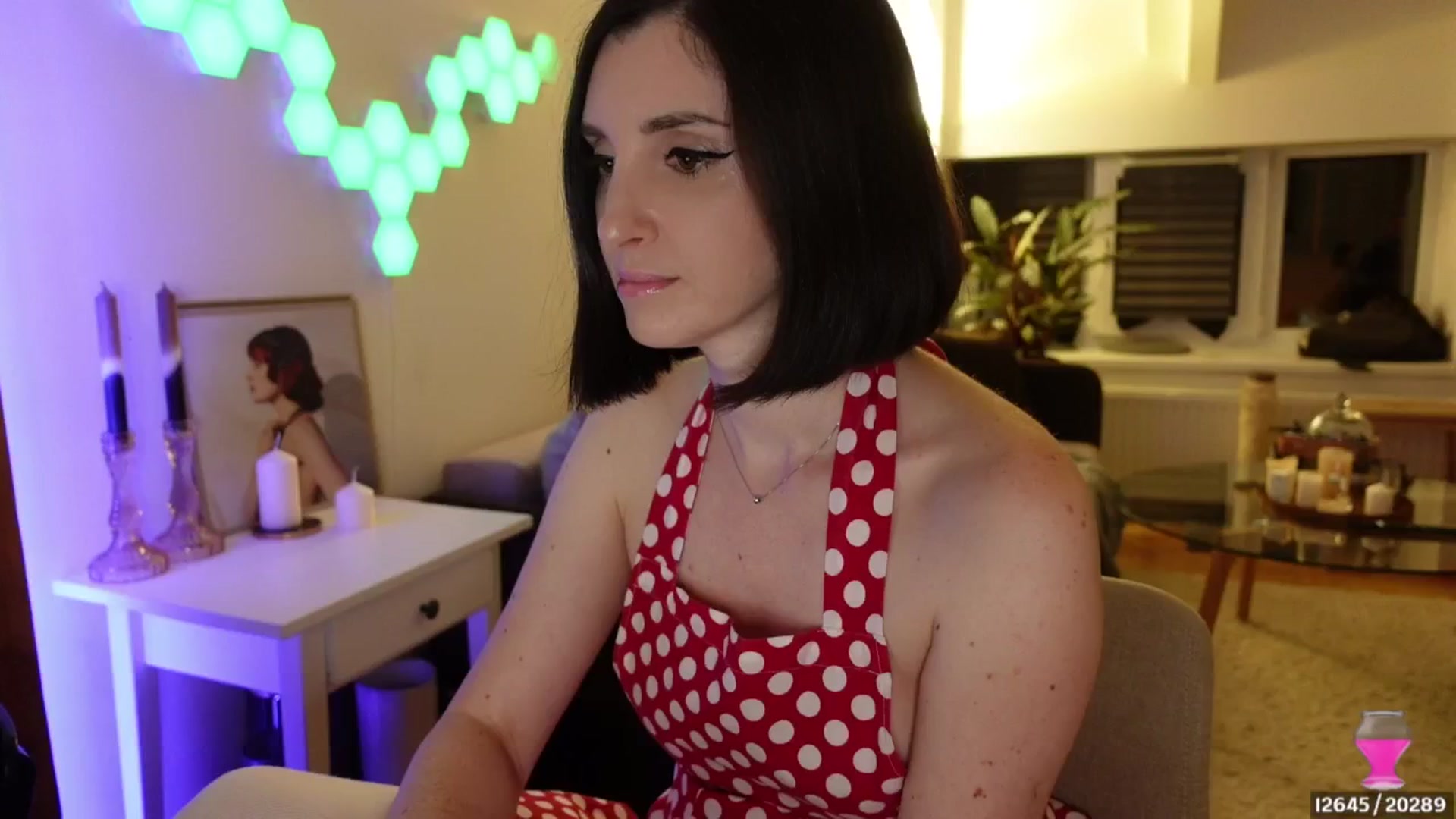 Gallery image thumbnail from Maddie's myfreecams stream on, 05/15/2024, 23:38 image 5 of 20