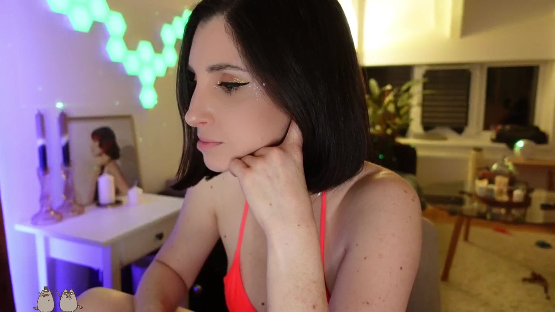 Gallery image thumbnail from Maddie's myfreecams stream on, 05/18/2024, 01:24 image 15 of 20