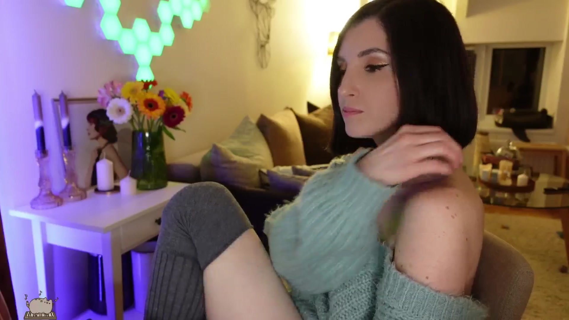 Gallery image thumbnail from Maddie's myfreecams stream on, 05/19/2024, 01:01 image 10 of 20