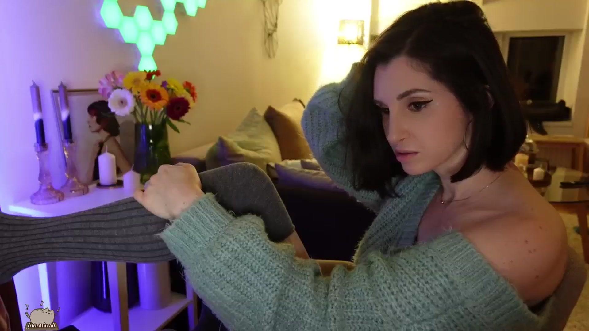 Gallery image thumbnail from Maddie's myfreecams stream on, 05/19/2024, 01:01 image 20 of 20