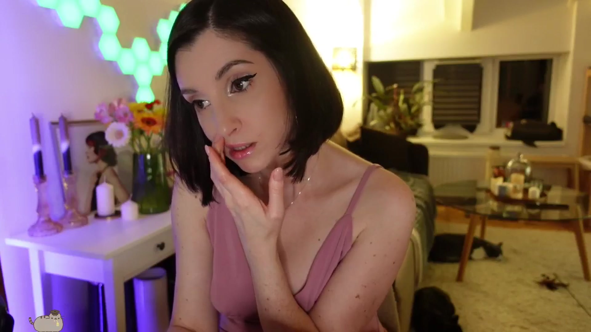Gallery image thumbnail from Maddie's myfreecams stream on, 05/21/2024, 02:34 image 3 of 20