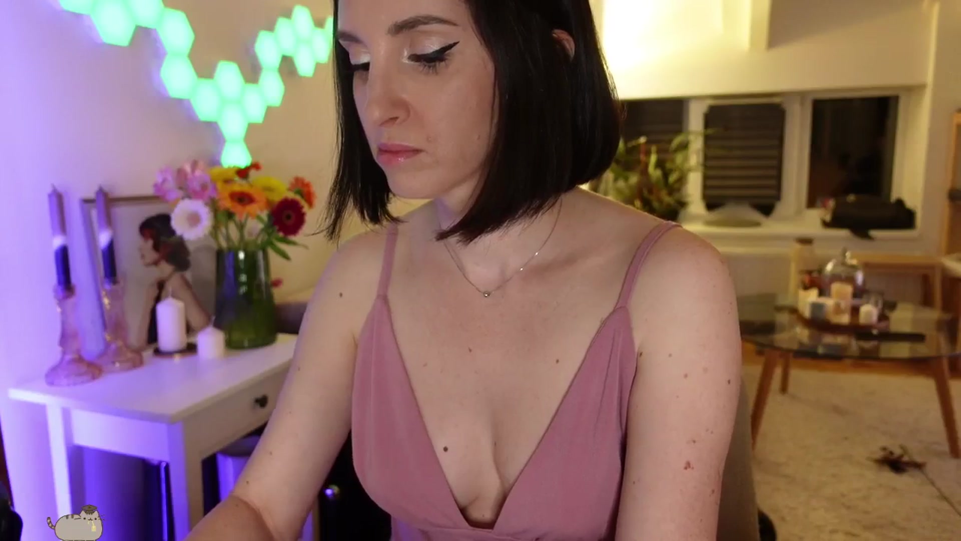 Gallery image thumbnail from Maddie's myfreecams stream on, 05/21/2024, 02:34 image 10 of 20