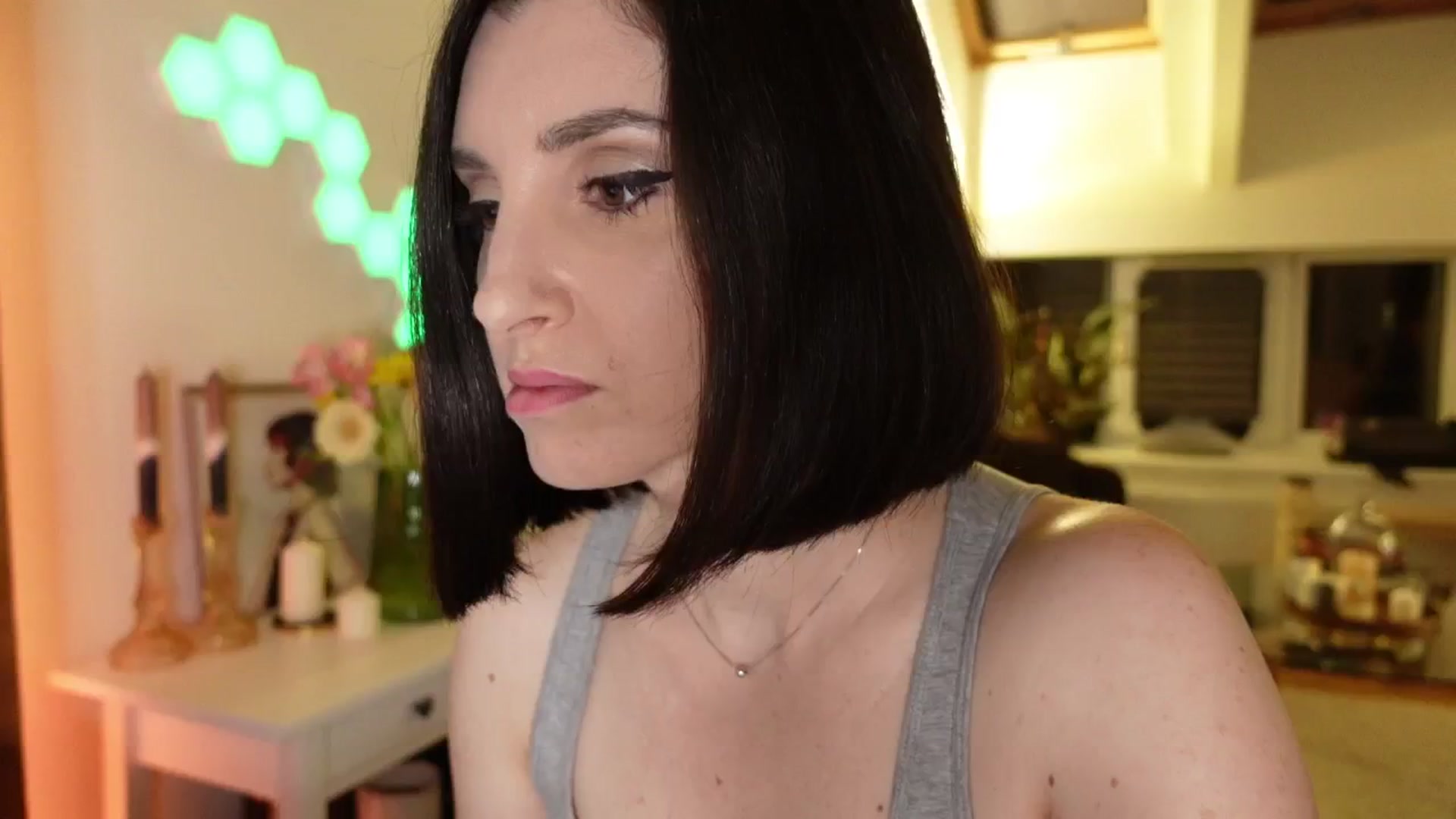 Gallery image thumbnail from Maddie's myfreecams stream on, 05/21/2024, 23:49 image 8 of 20