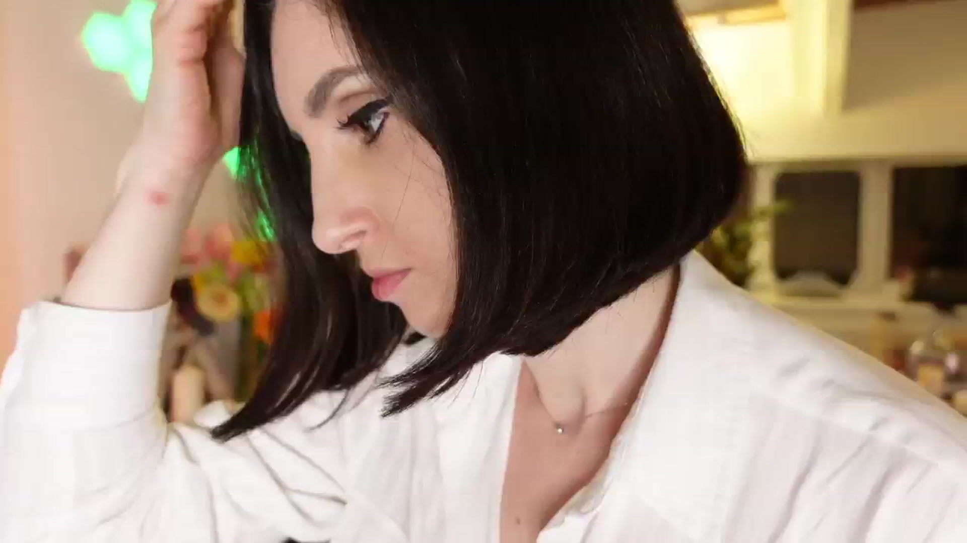 Gallery image thumbnail from Maddie's myfreecams stream on, 05/23/2024, 01:09 image 6 of 20