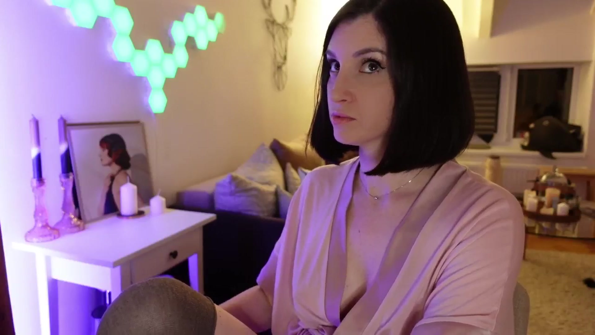 Gallery image thumbnail from Maddie's myfreecams stream on, 05/27/2024, 24:41 image 7 of 20