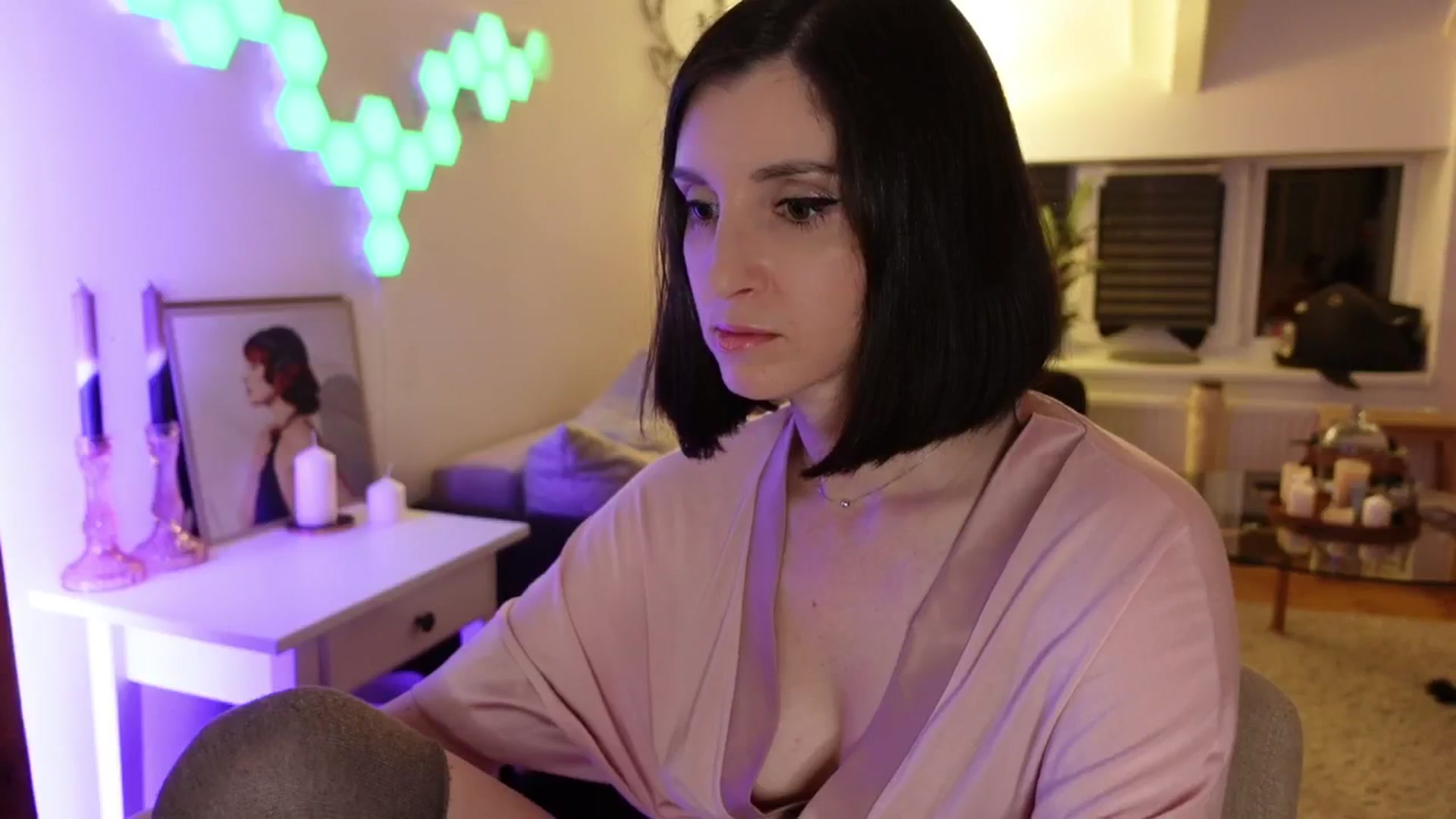 Gallery image thumbnail from Maddie's myfreecams stream on, 05/27/2024, 24:41 image 20 of 20