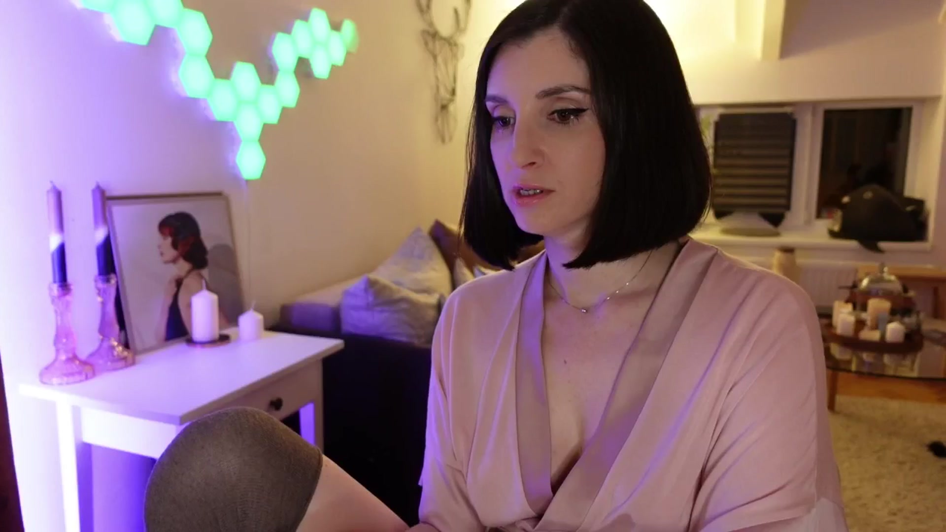 Gallery image thumbnail from Maddie's myfreecams stream on, 05/27/2024, 24:41 image 6 of 20
