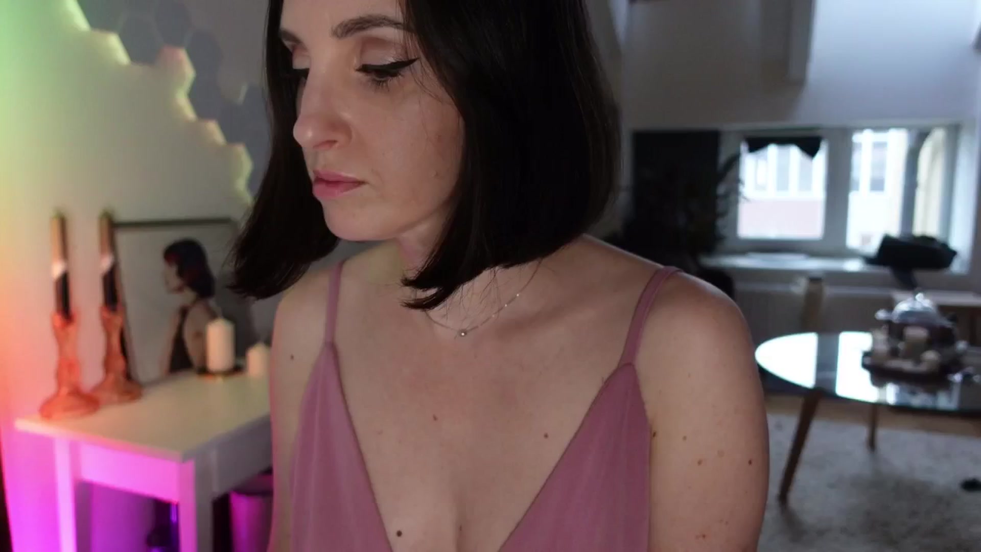 Gallery image thumbnail from Maddie's myfreecams stream on, 05/29/2024, 03:27 image 13 of 20