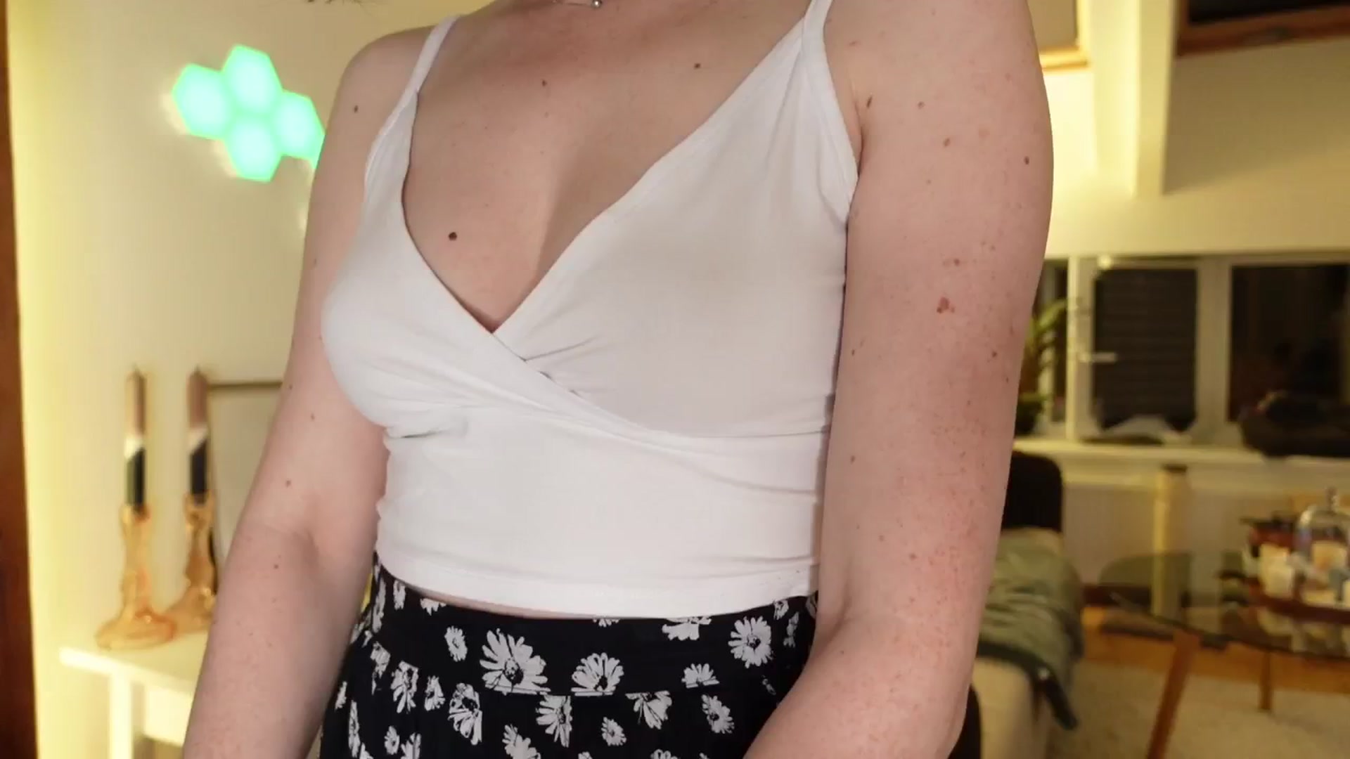 Gallery image thumbnail from Maddie's myfreecams stream on, 05/31/2024, 24:03 image 11 of 20
