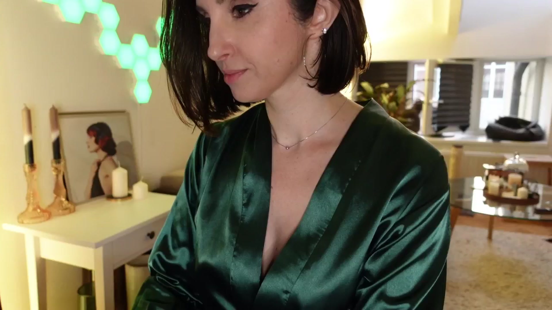 Gallery image thumbnail from Maddie's myfreecams stream on, 05/31/2024, 03:39 image 15 of 20