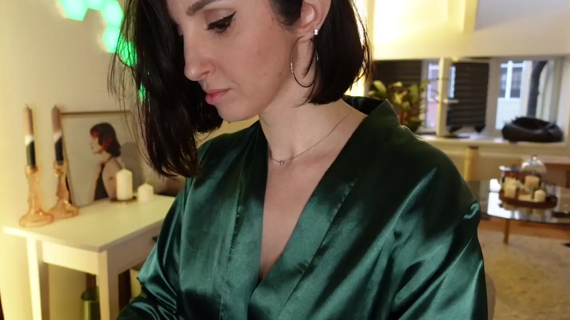 Gallery image thumbnail from Maddie's myfreecams stream on, 05/31/2024, 03:39 image 12 of 20