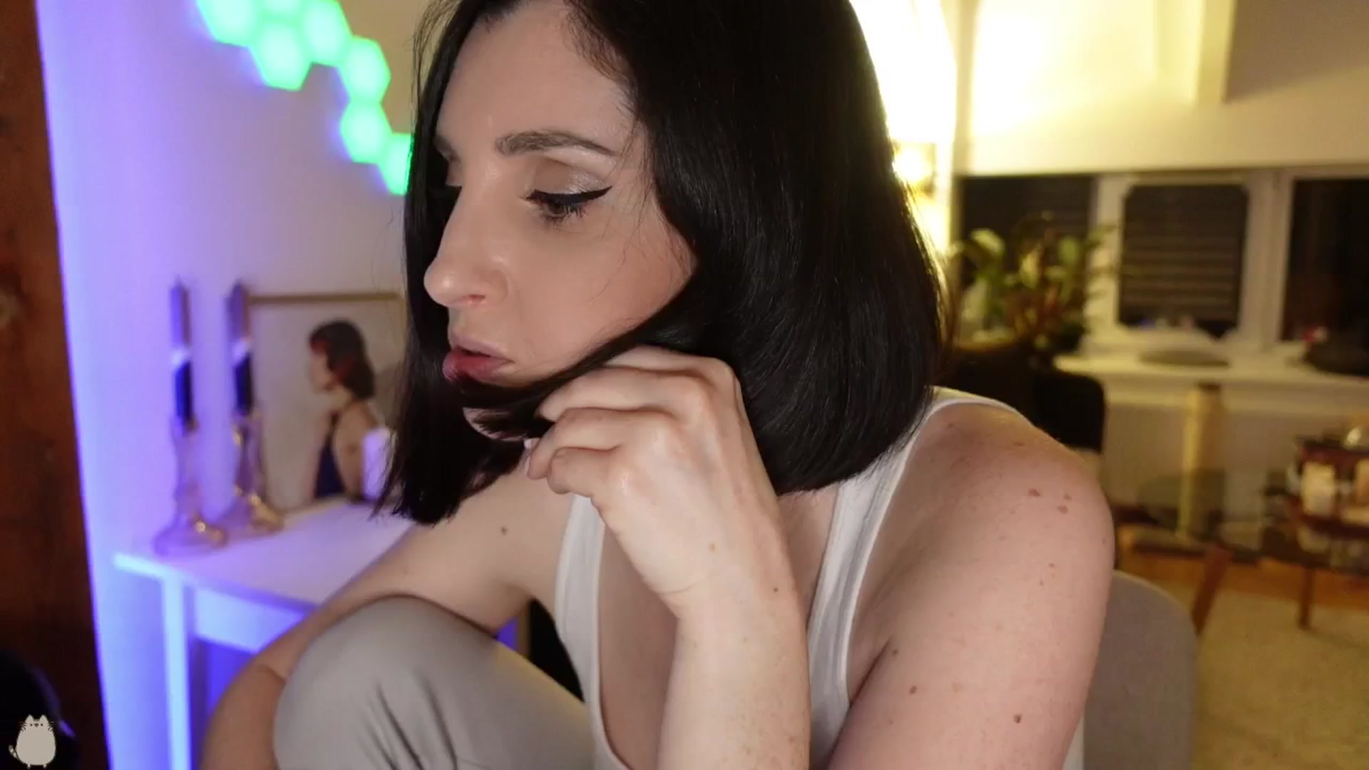 Gallery image thumbnail from Maddie's myfreecams stream on, 06/02/2024, 24:17 image 20 of 20