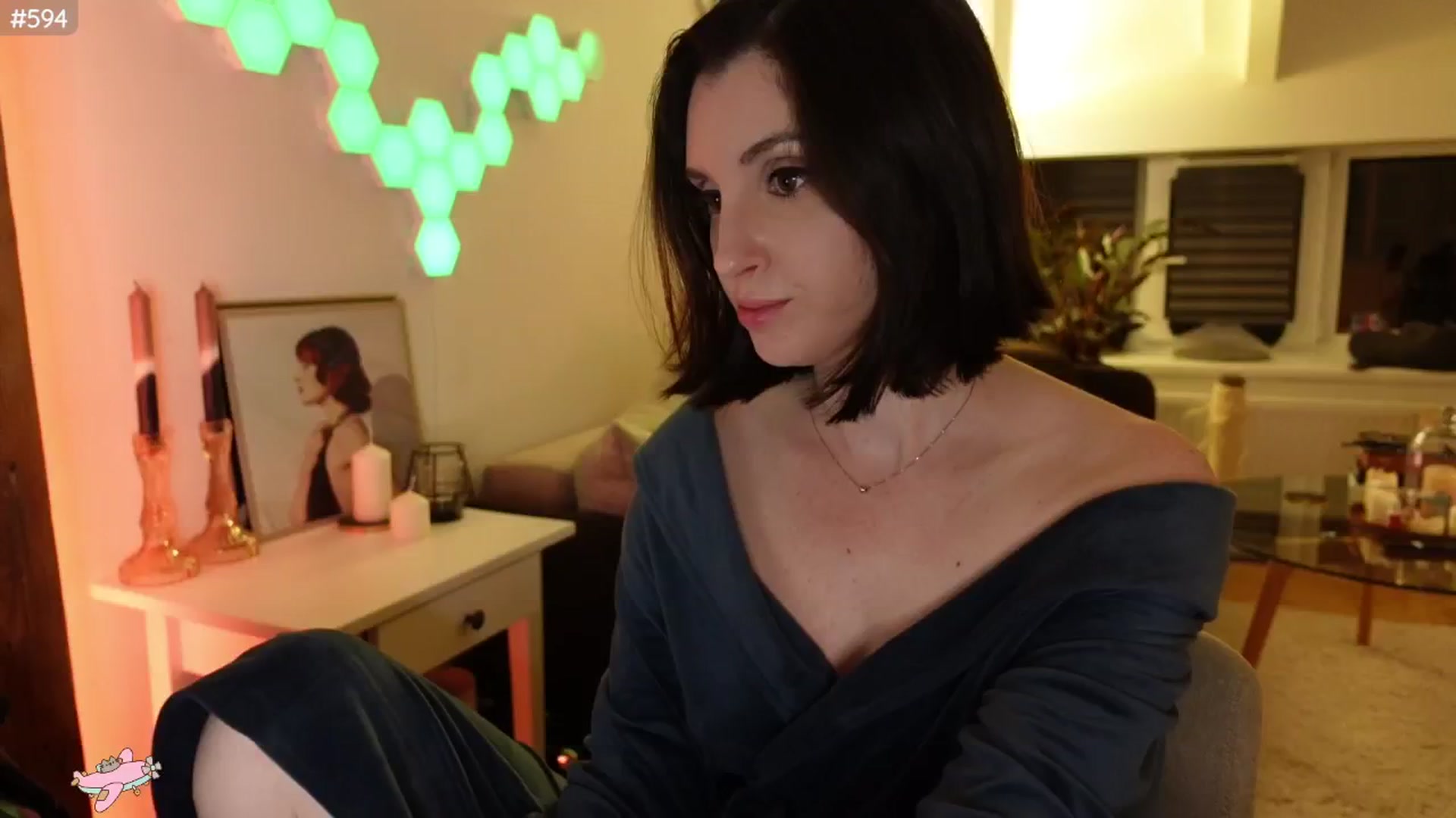 Gallery image thumbnail from Maddie's myfreecams stream on, 06/12/2024, 02:03 image 1 of 20