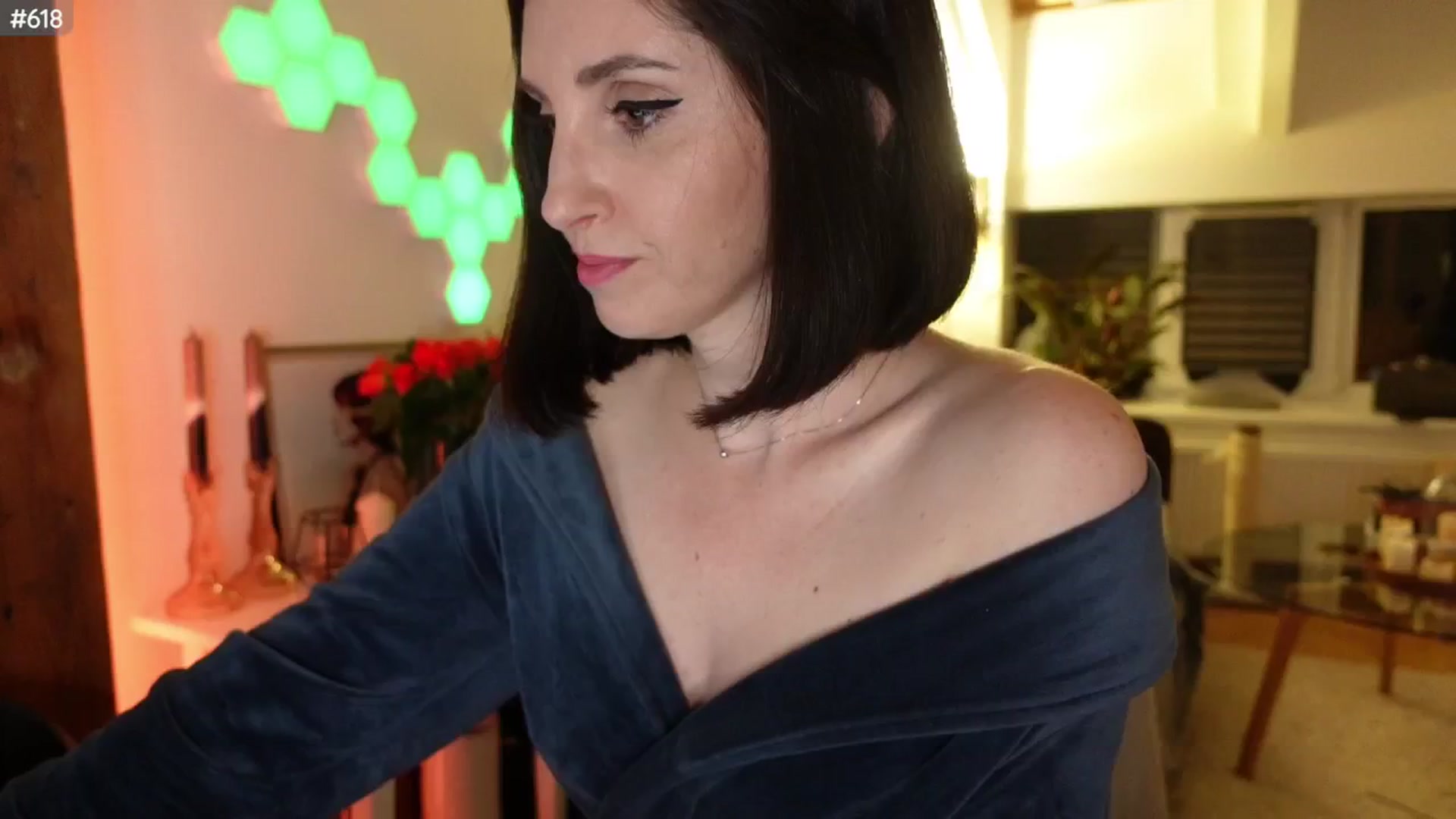 Gallery image thumbnail from Maddie's myfreecams stream on, 06/15/2024, 24:30 image 6 of 20