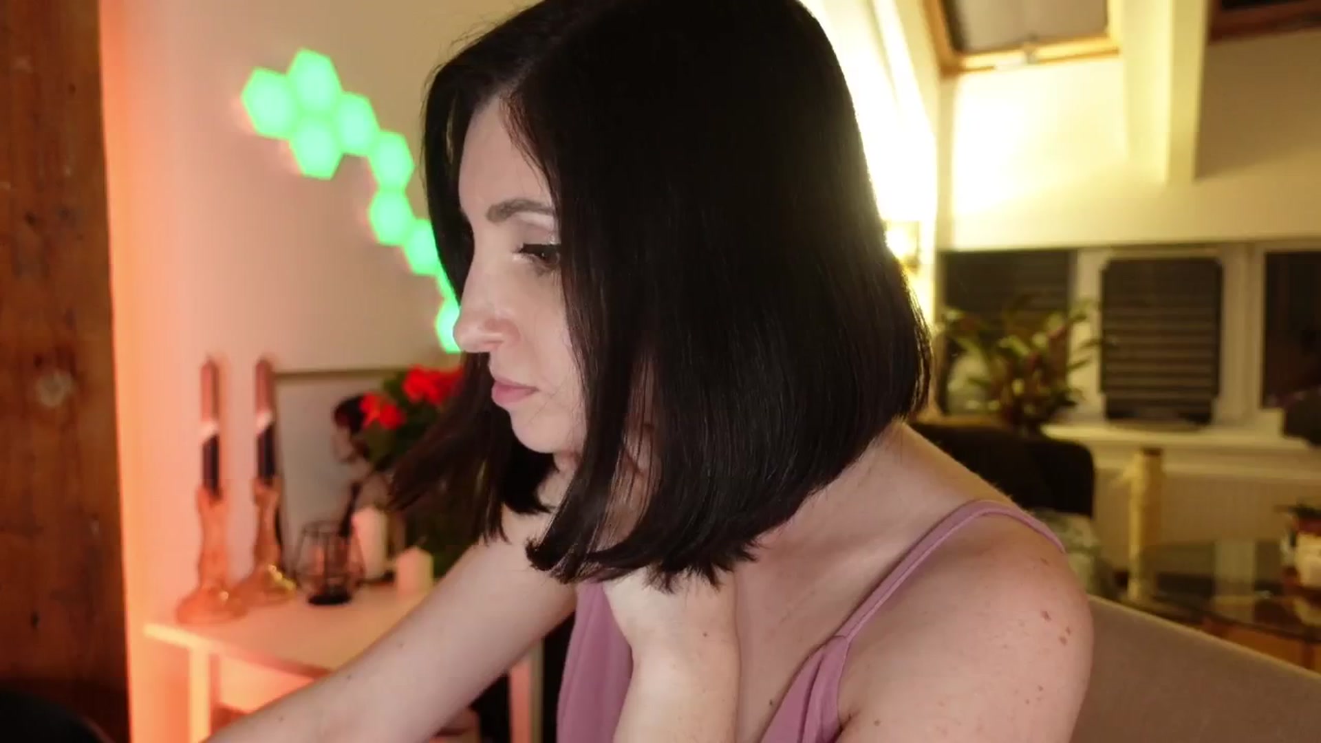 Gallery image thumbnail from Maddie's myfreecams stream on, 06/16/2024, 01:37 image 20 of 20