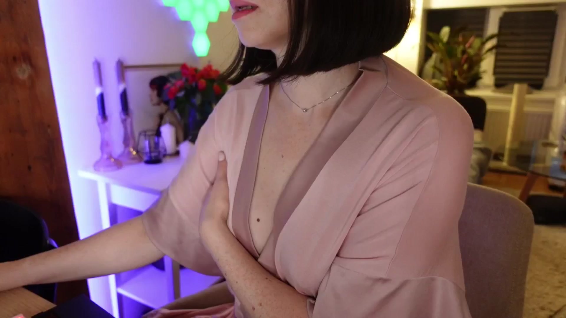Gallery image thumbnail from Maddie's myfreecams stream on, 06/18/2024, 02:11 image 16 of 20