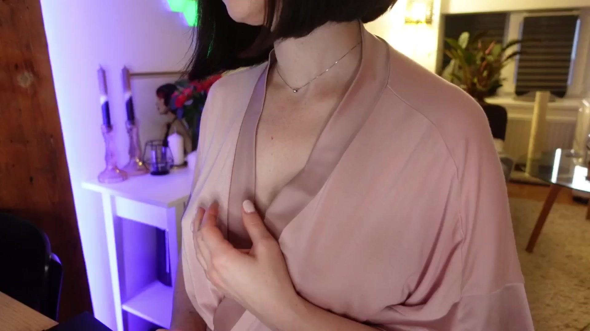 Gallery image thumbnail from Maddie's myfreecams stream on, 06/18/2024, 02:39 image 19 of 20