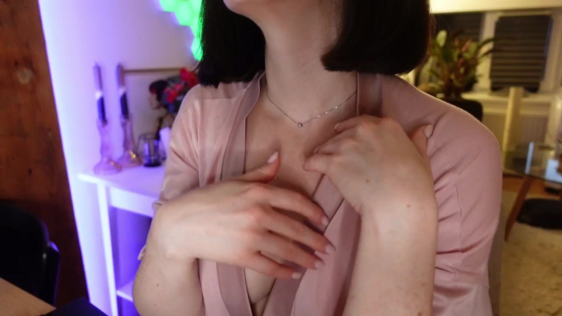 Gallery image thumbnail from Maddie's myfreecams stream on, 06/18/2024, 02:39 image 3 of 20