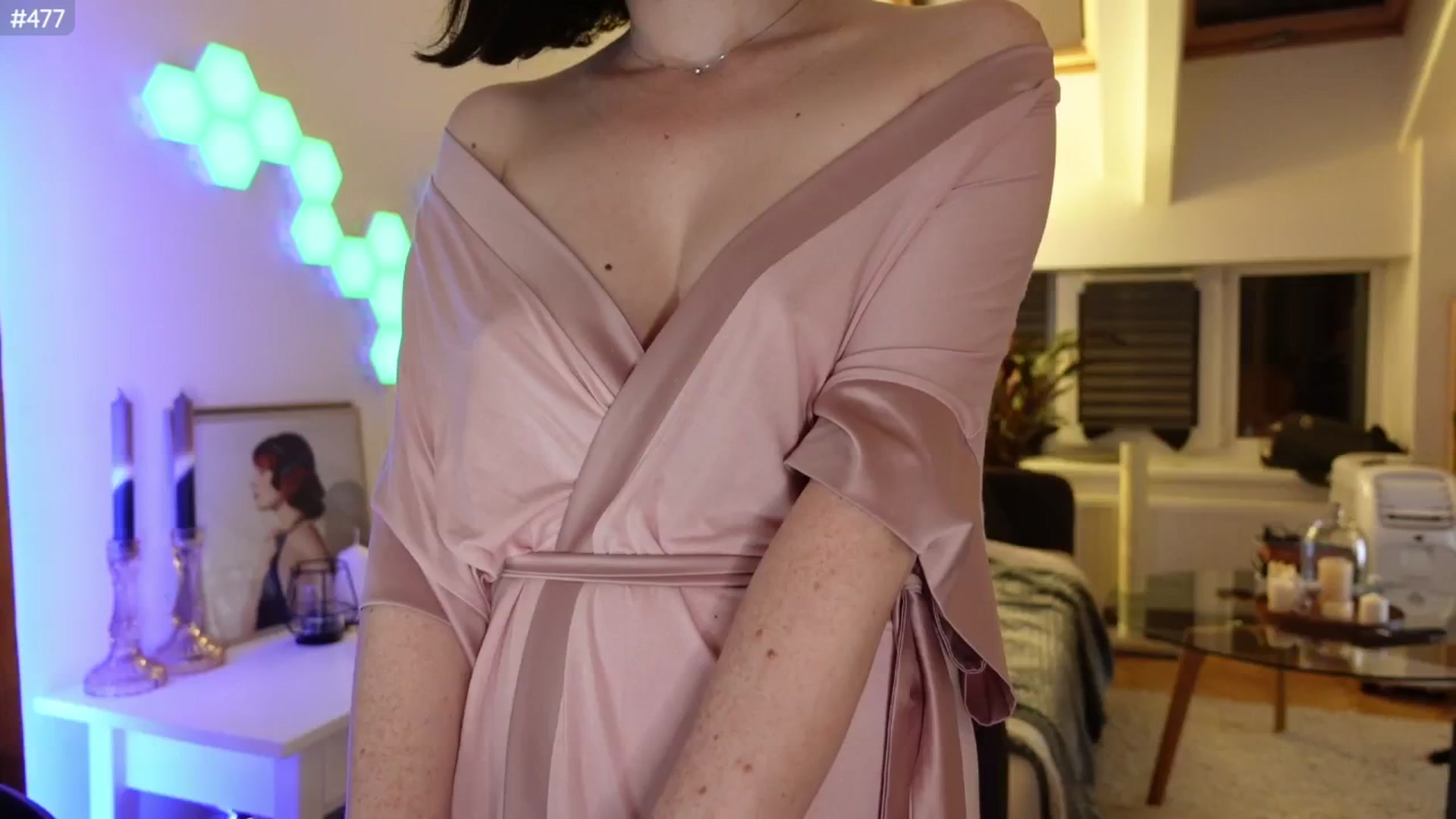 Gallery image thumbnail from Maddie's myfreecams stream on, 06/20/2024, 24:45 image 13 of 20