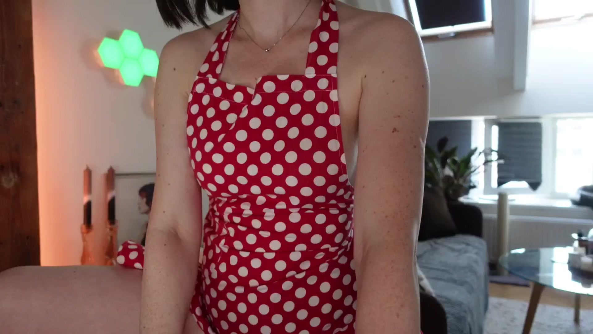 Gallery image thumbnail from Maddie's myfreecams stream on, 06/22/2024, 18:40 image 16 of 20