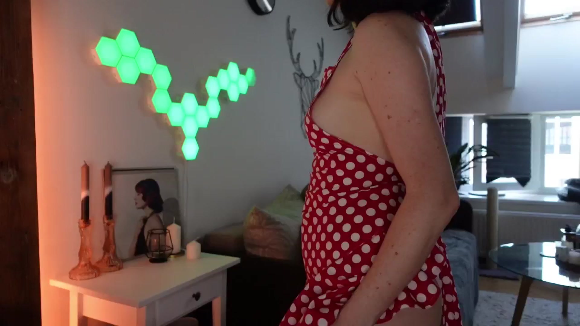 Gallery image thumbnail from Maddie's myfreecams stream on, 06/22/2024, 19:21 image 5 of 20