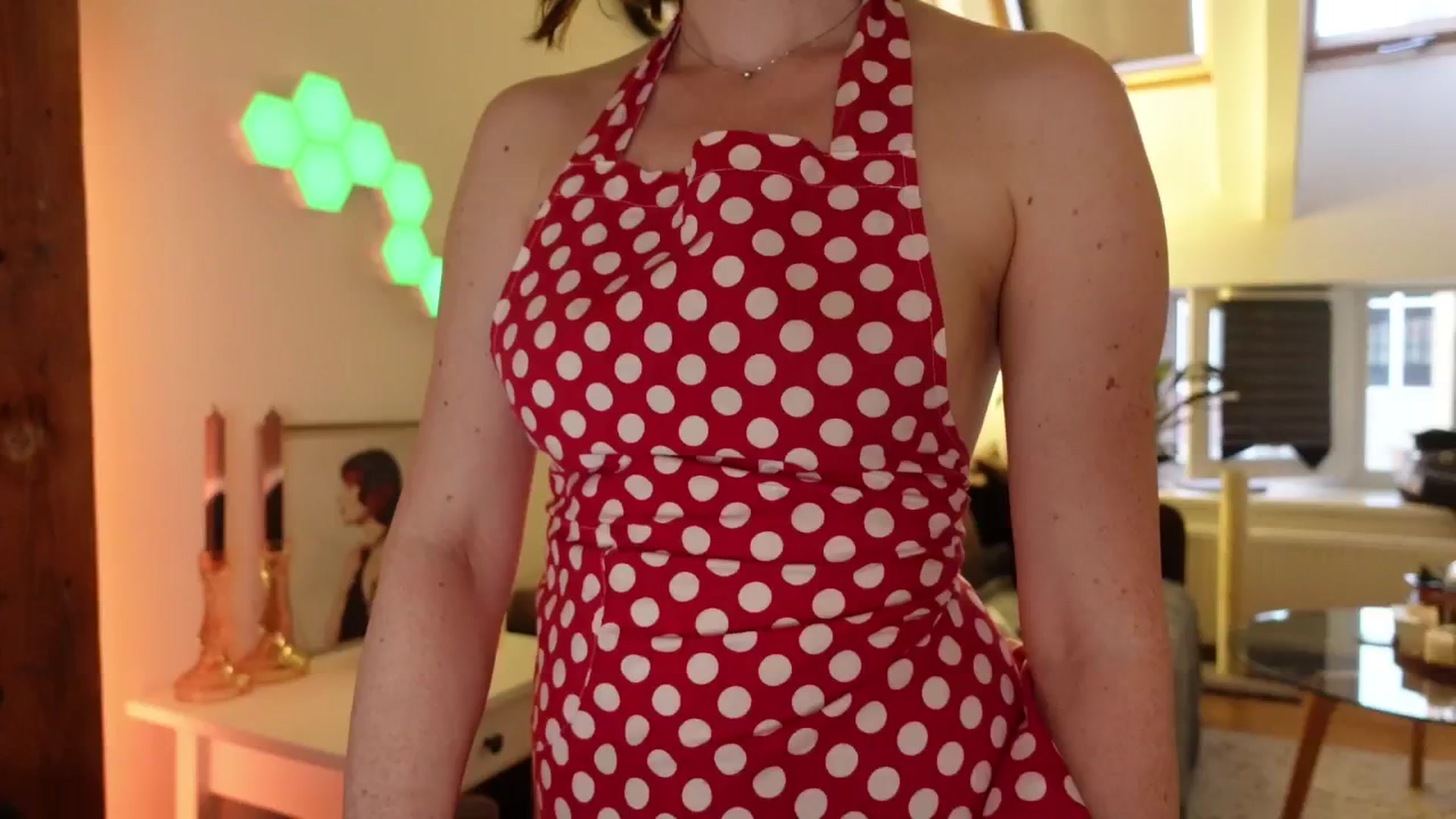 Gallery image thumbnail from Maddie's myfreecams stream on, 06/22/2024, 19:21 image 16 of 20