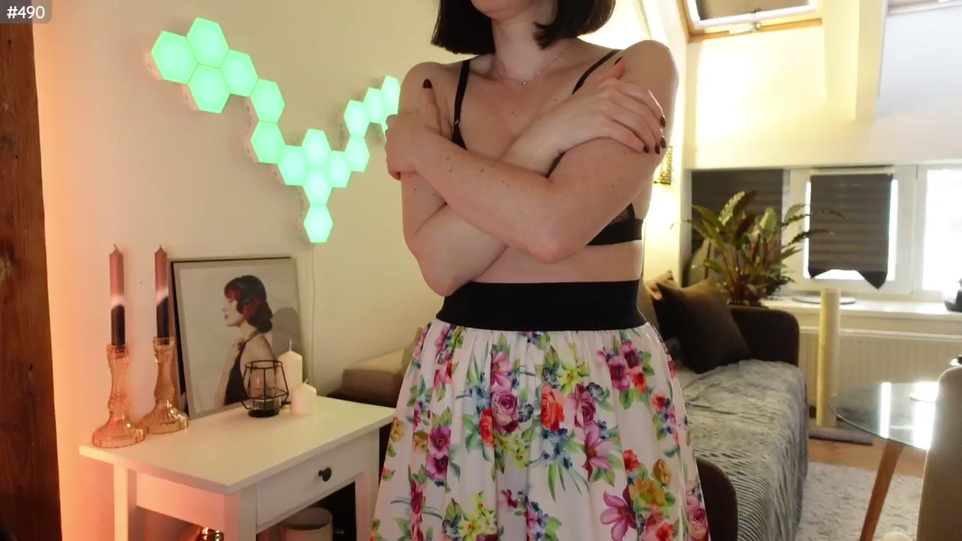Gallery image thumbnail from Maddie's myfreecams stream on, 06/24/2024, 03:27 image 12 of 20